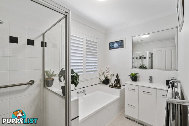30/1 Archipelago Street PACIFIC PINES QLD 4211