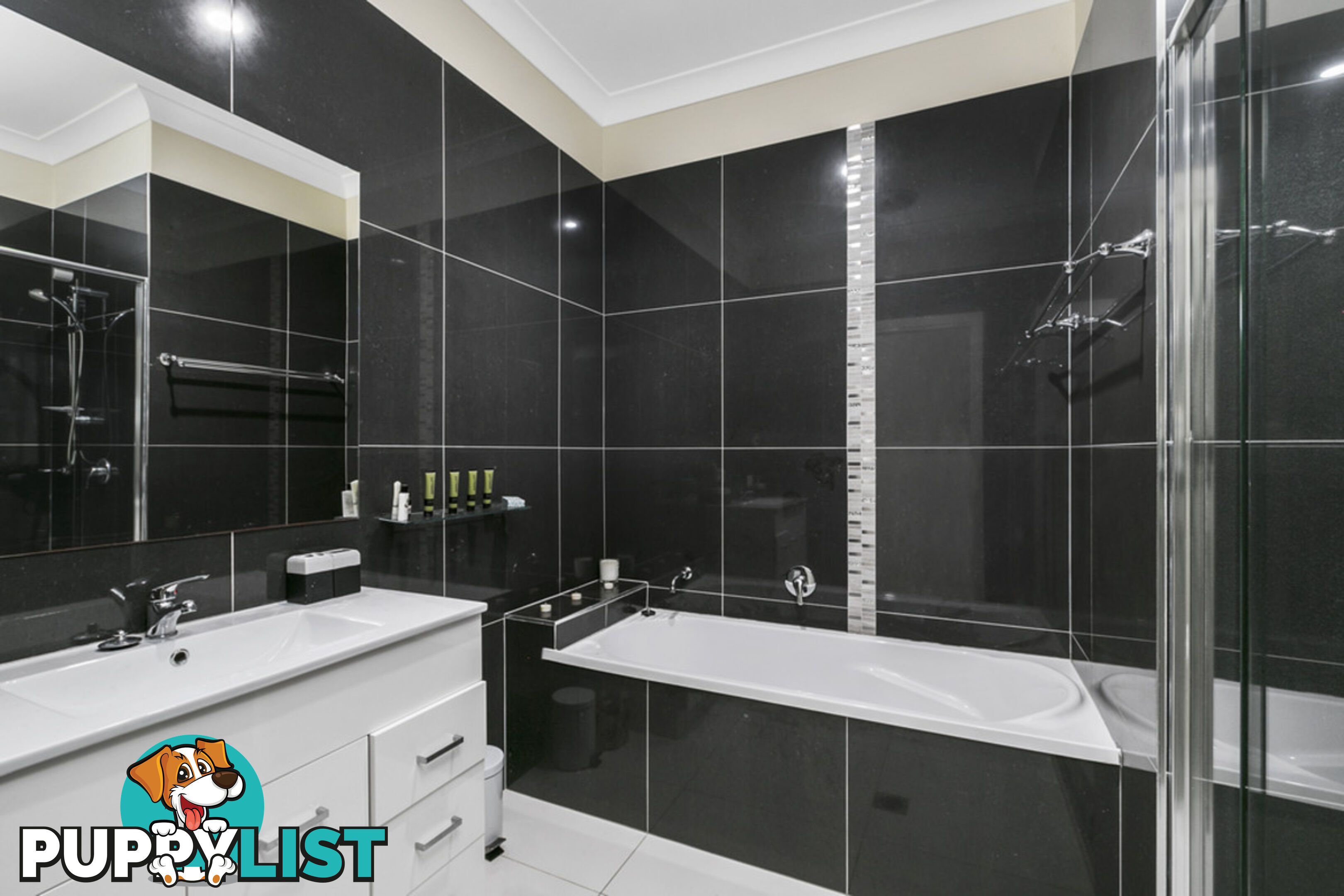 1 Sunbird Court GILSTON QLD 4211