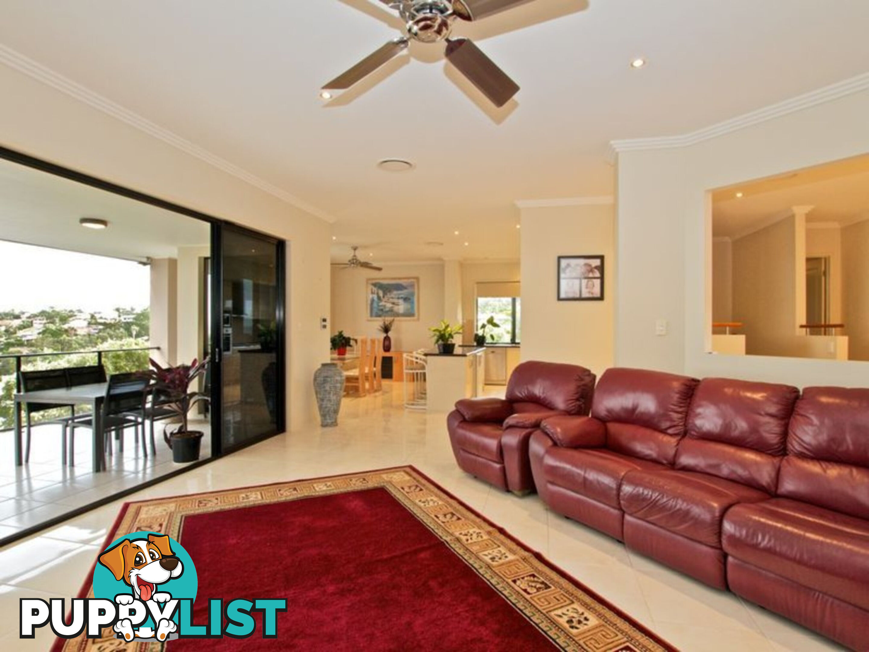 18 Bellavista Close HIGHLAND PARK QLD 4211