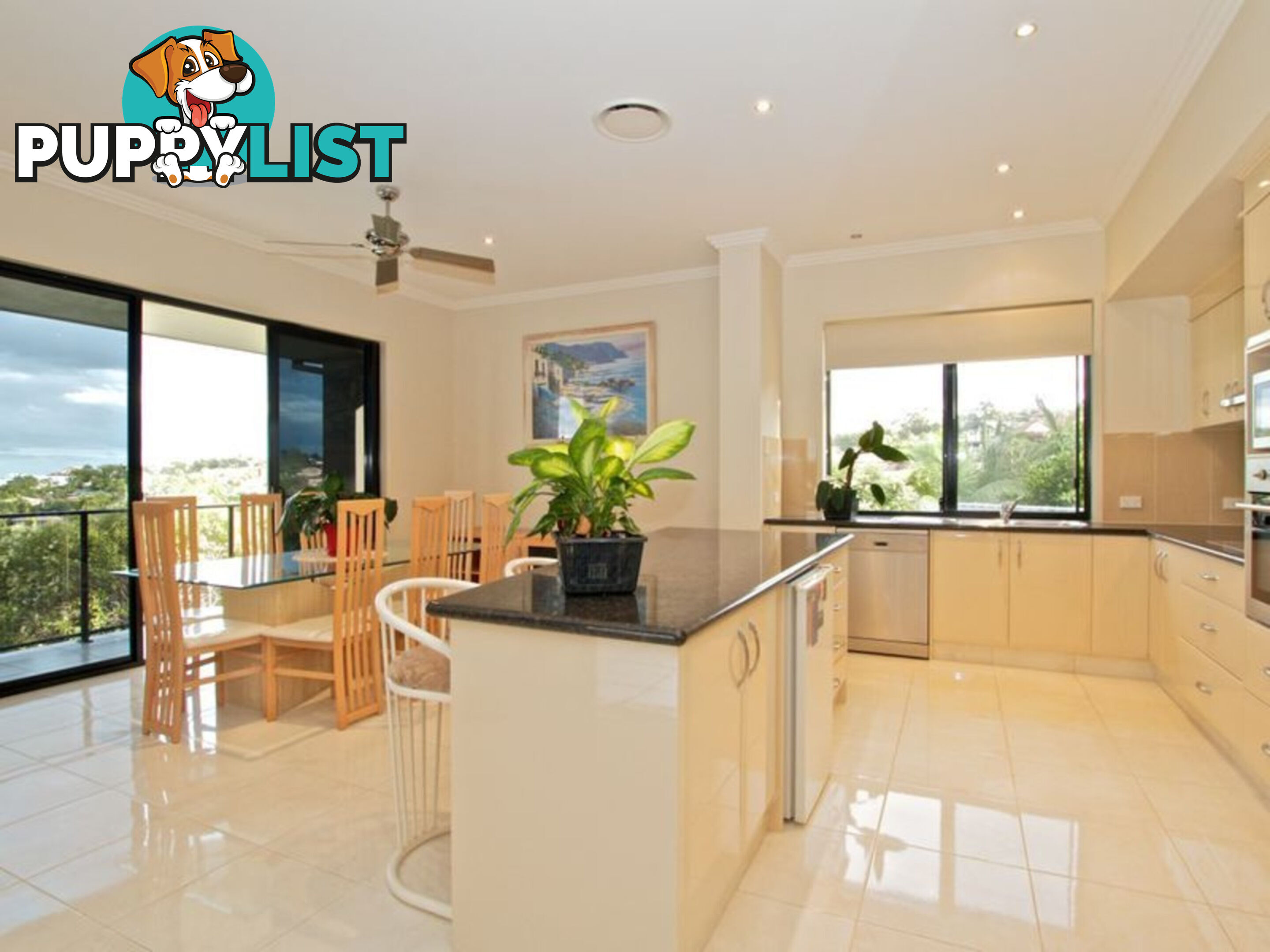 18 Bellavista Close HIGHLAND PARK QLD 4211