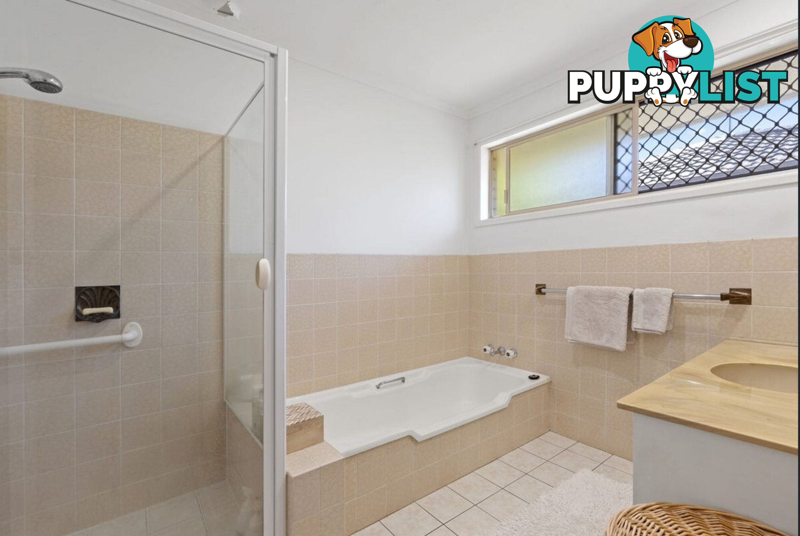 67 Avanti Street MERMAID WATERS QLD 4218