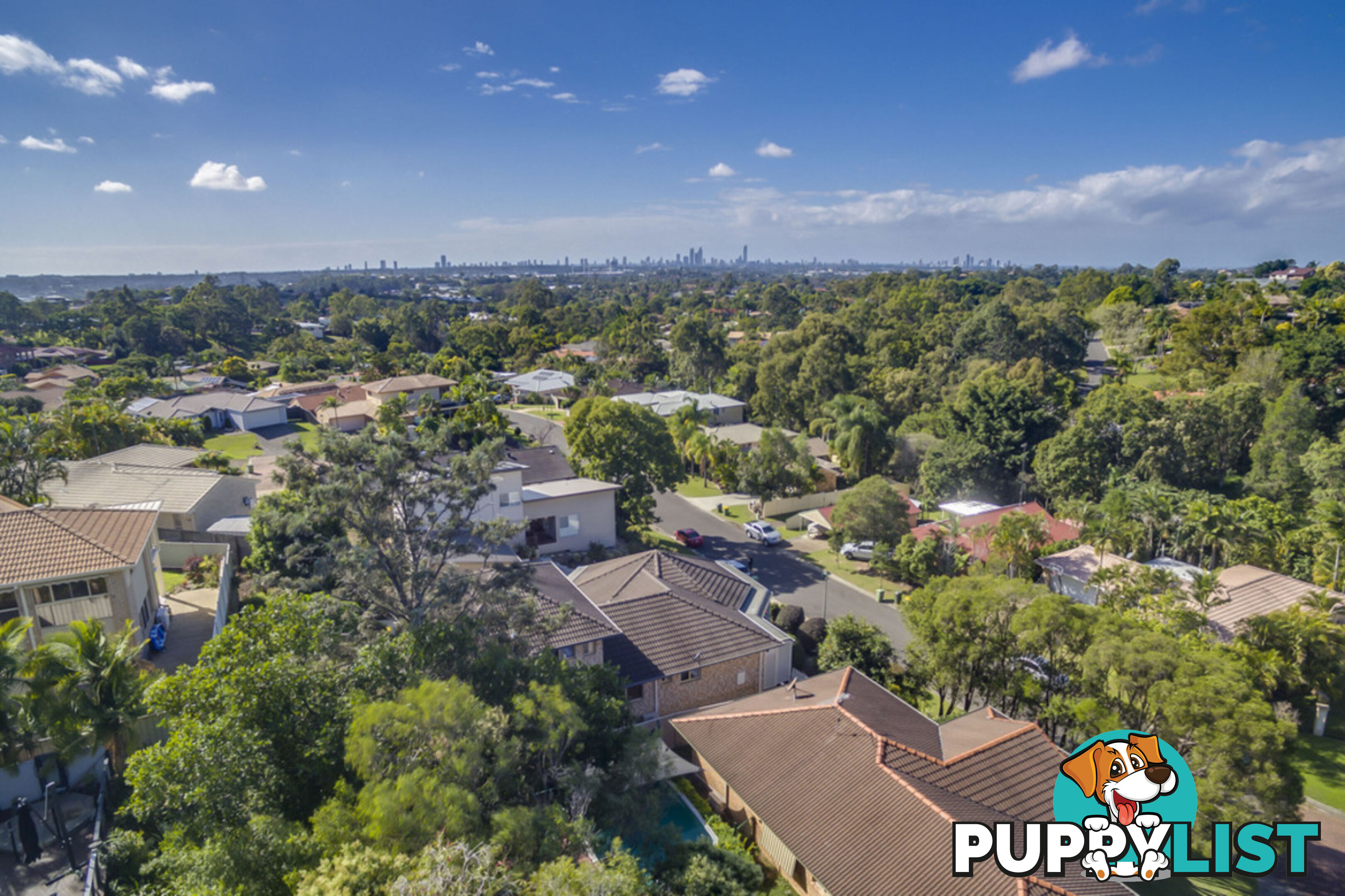 33 Tristania Way HIGHLAND PARK QLD 4211