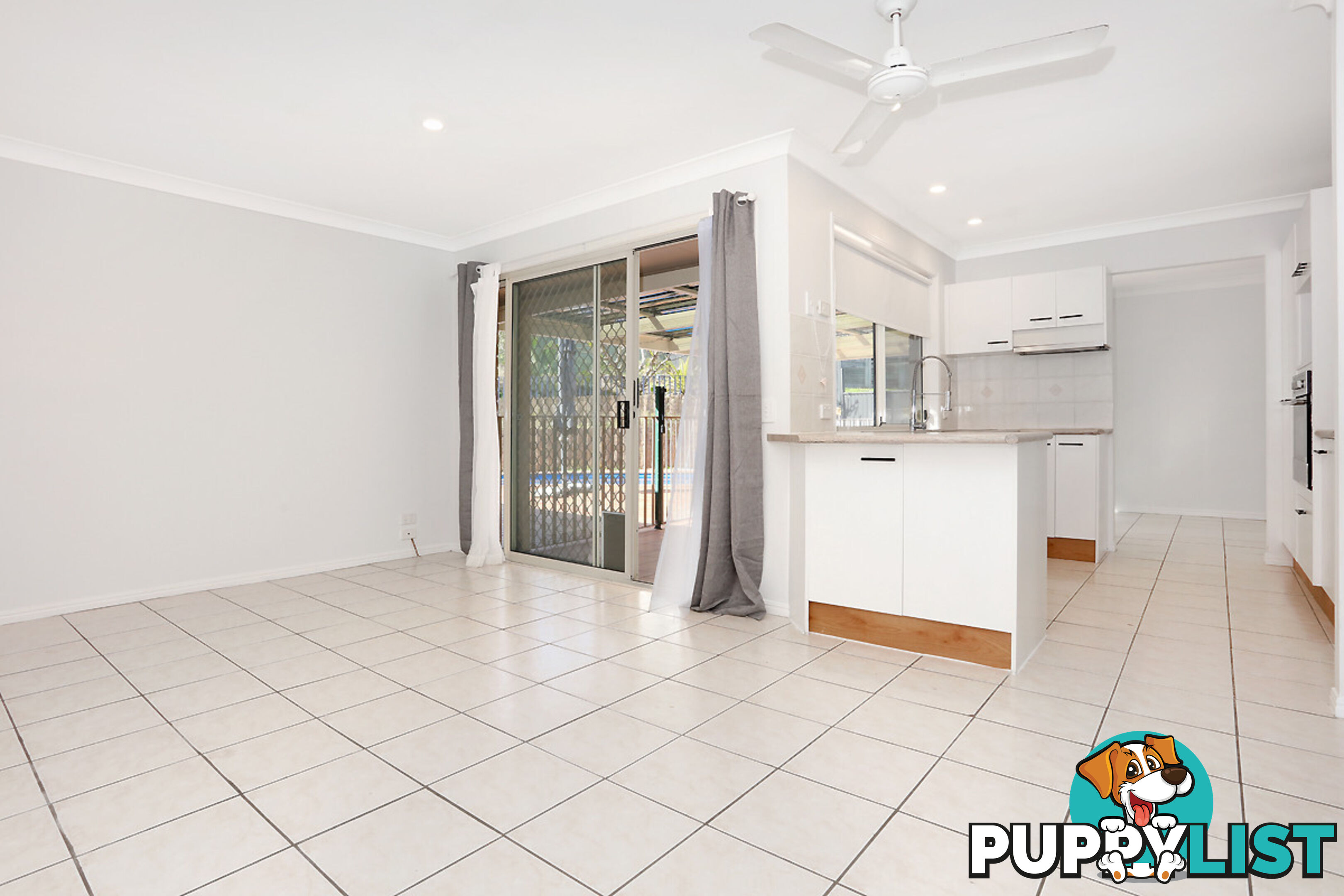 23 Glengarry Close HIGHLAND PARK QLD 4211