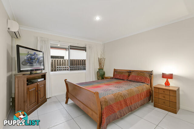 2 29 Riverwood Drive ASHMORE QLD 4214