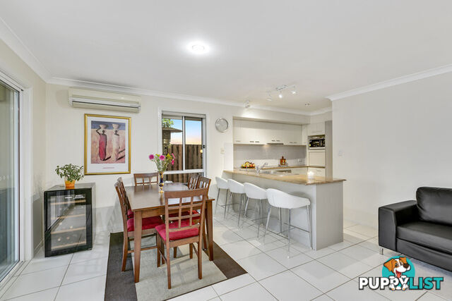 2 29 Riverwood Drive ASHMORE QLD 4214