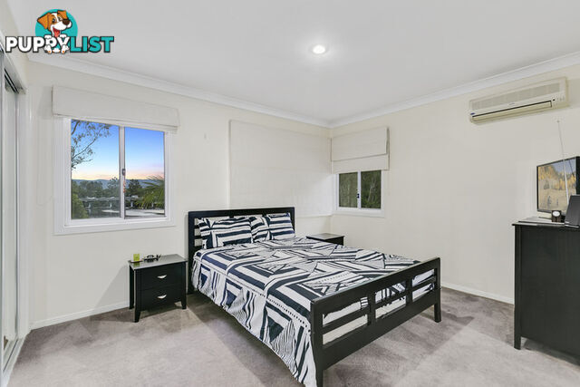 2 29 Riverwood Drive ASHMORE QLD 4214
