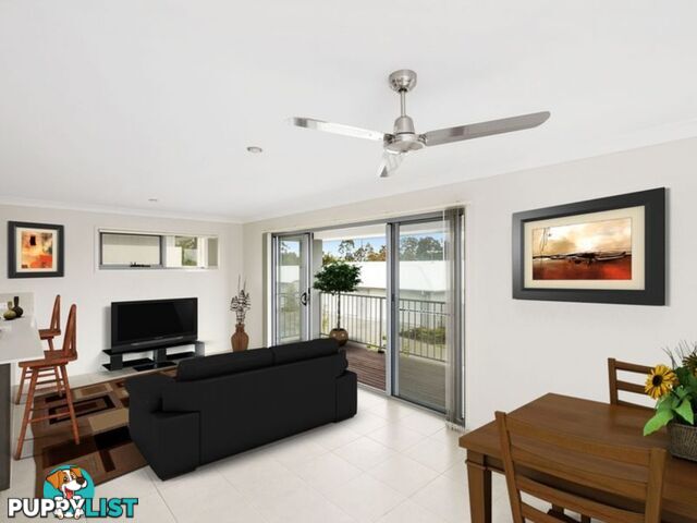 1/2 Kay Street PIMPAMA QLD 4209