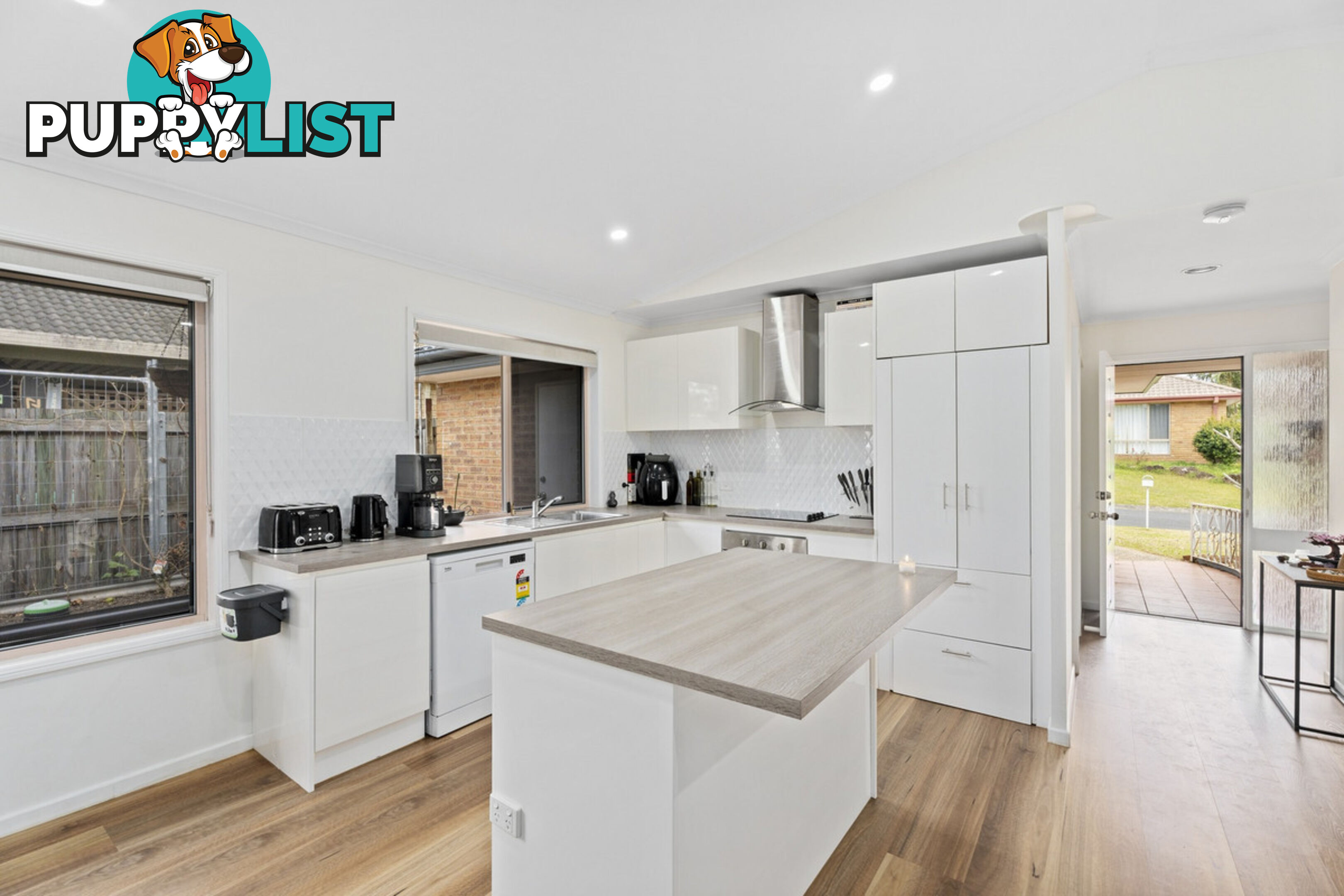24 Bexley Place HELENSVALE QLD 4212