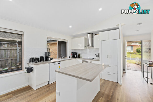 24 Bexley Place HELENSVALE QLD 4212