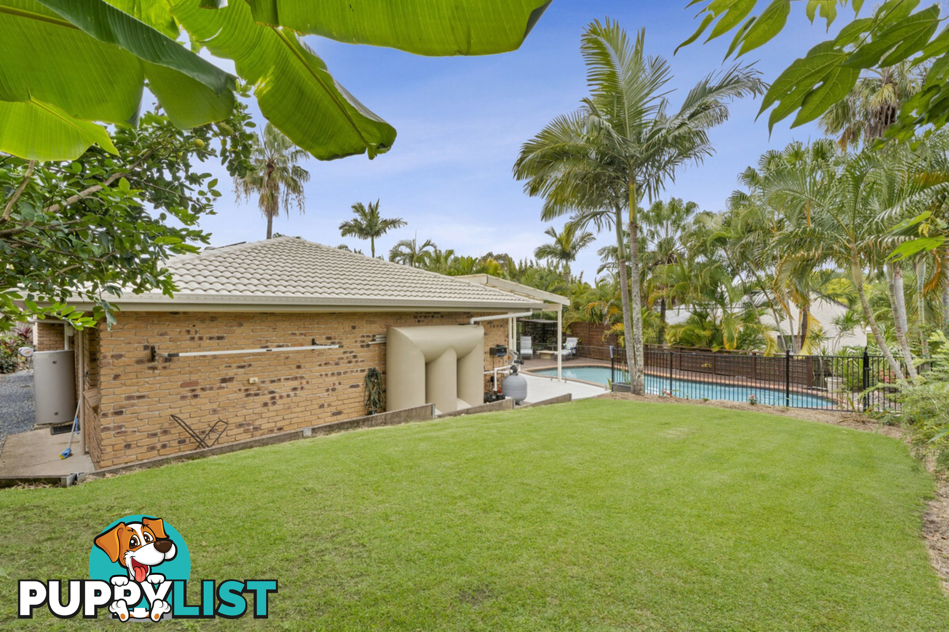 19 Marble Drive CARRARA QLD 4211