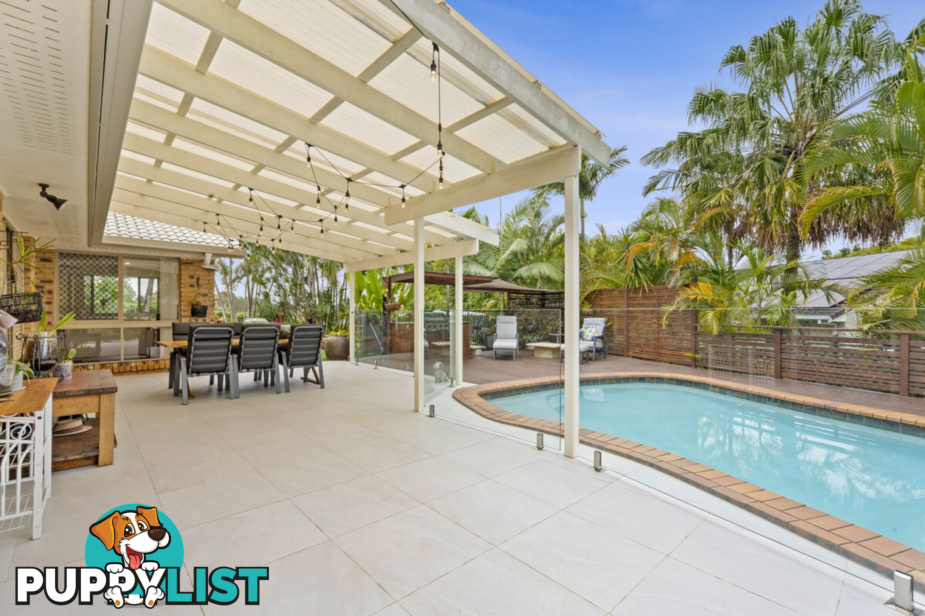 19 Marble Drive CARRARA QLD 4211