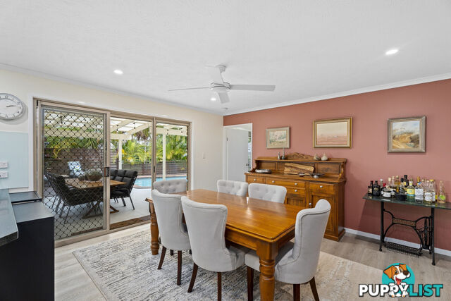 19 Marble Drive CARRARA QLD 4211