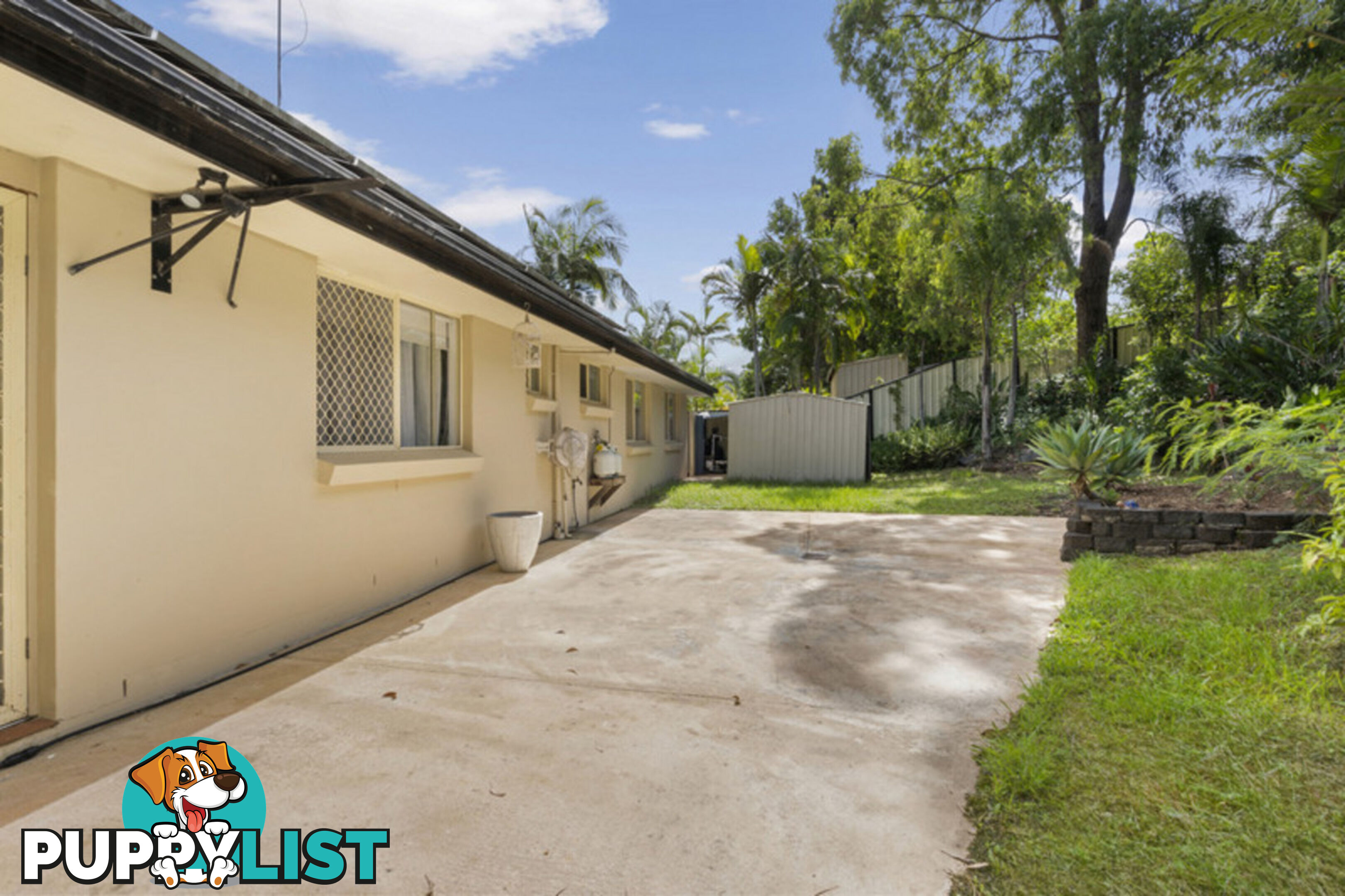 4 Bernadette Place HIGHLAND PARK QLD 4211