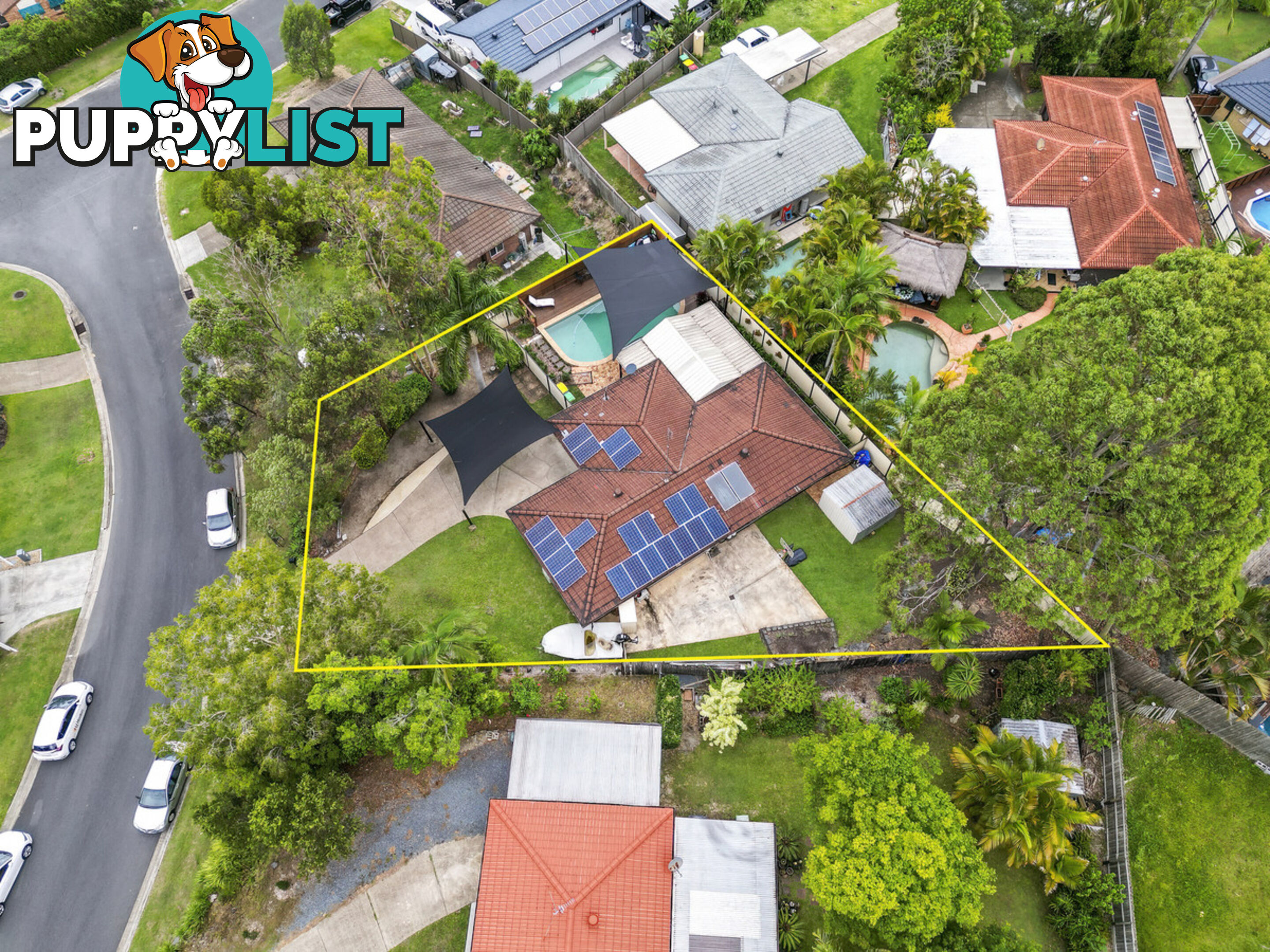 4 Bernadette Place HIGHLAND PARK QLD 4211