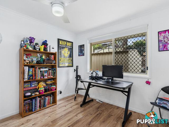 4 Bernadette Place HIGHLAND PARK QLD 4211