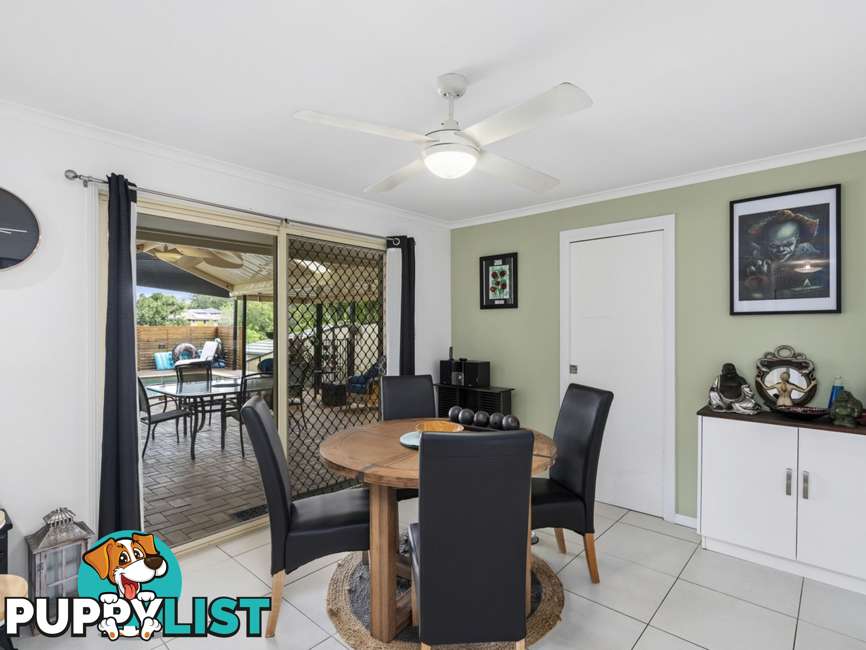 4 Bernadette Place HIGHLAND PARK QLD 4211