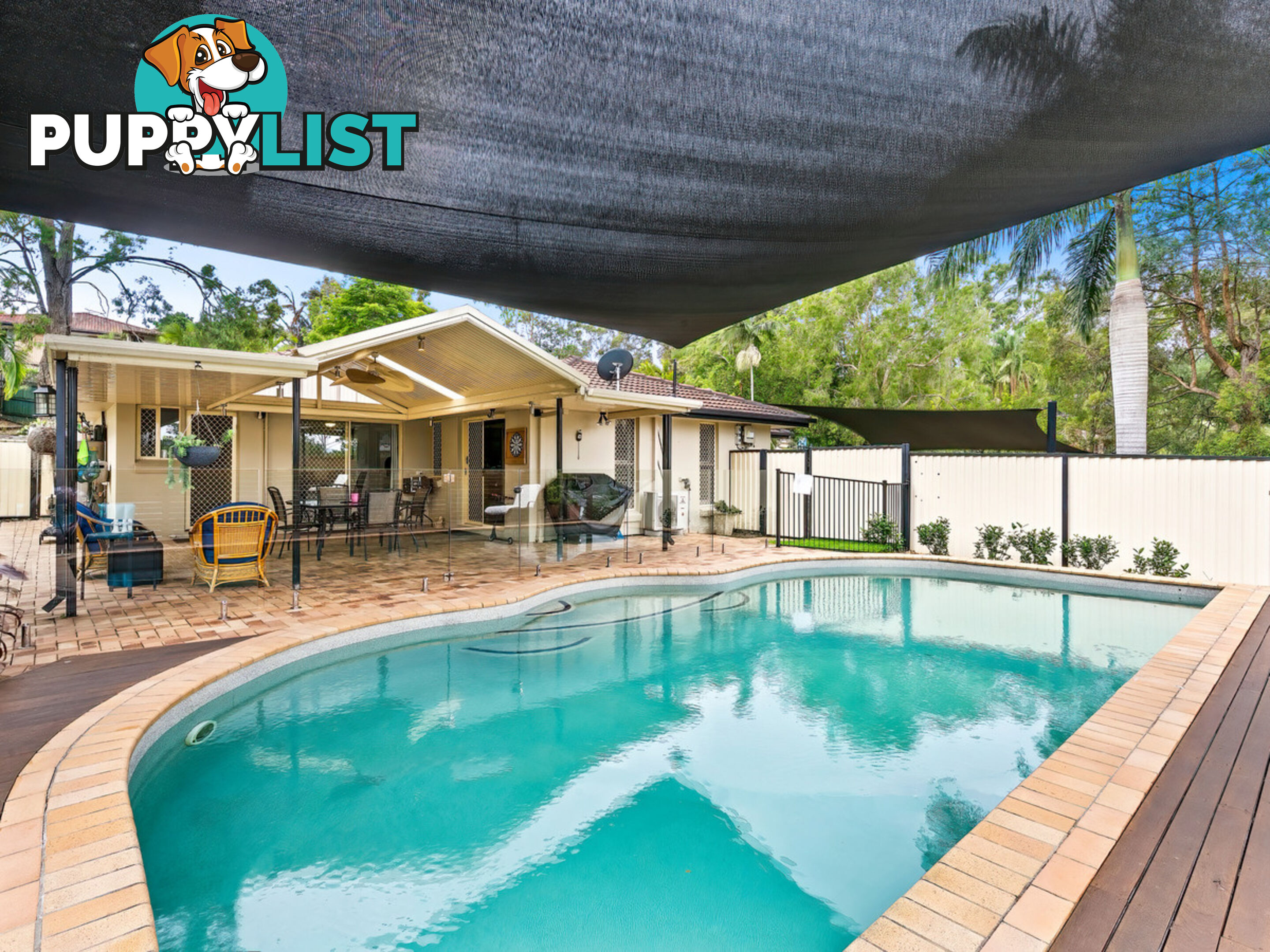 4 Bernadette Place HIGHLAND PARK QLD 4211