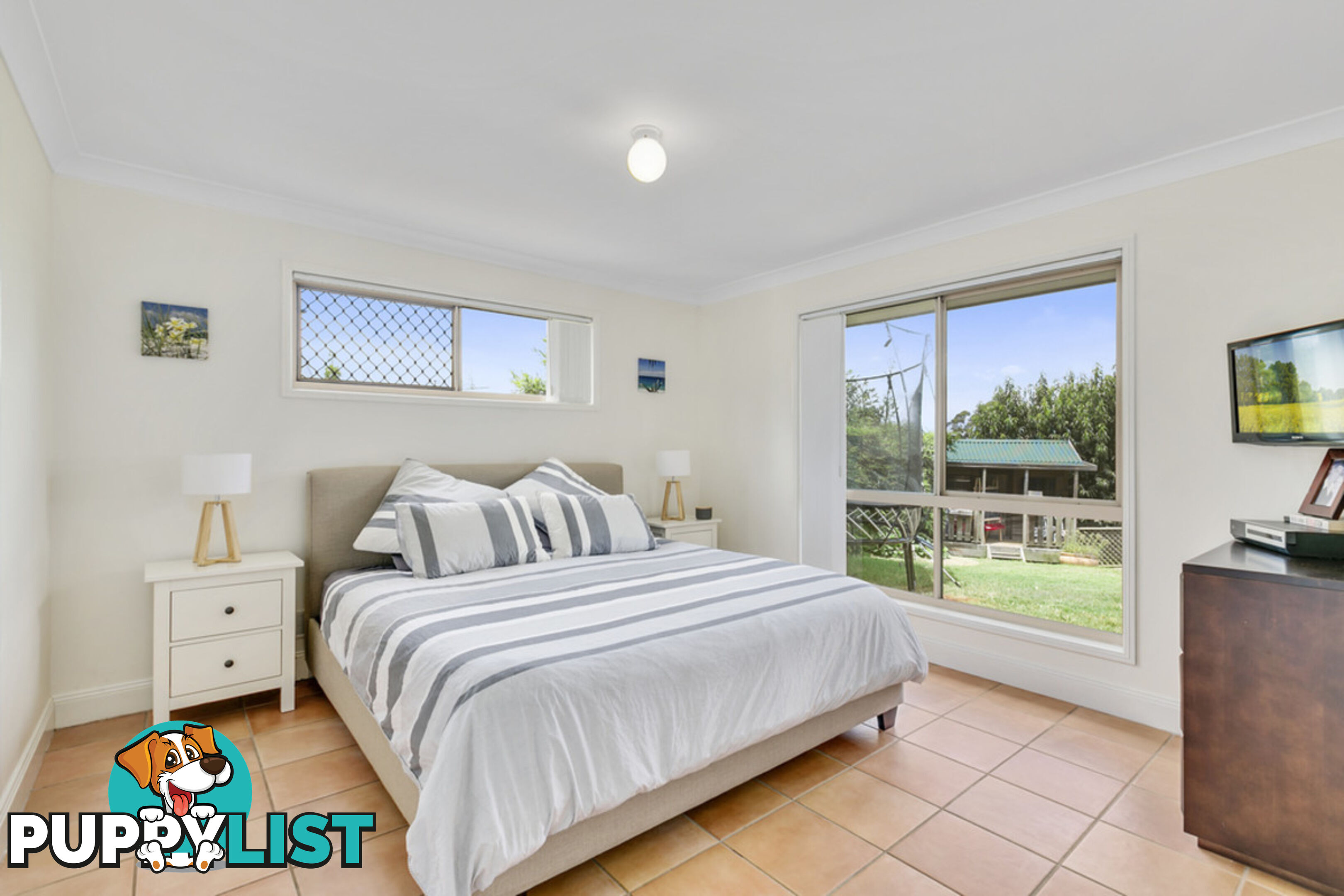 5-7 Doomben Court BEECHMONT QLD 4211