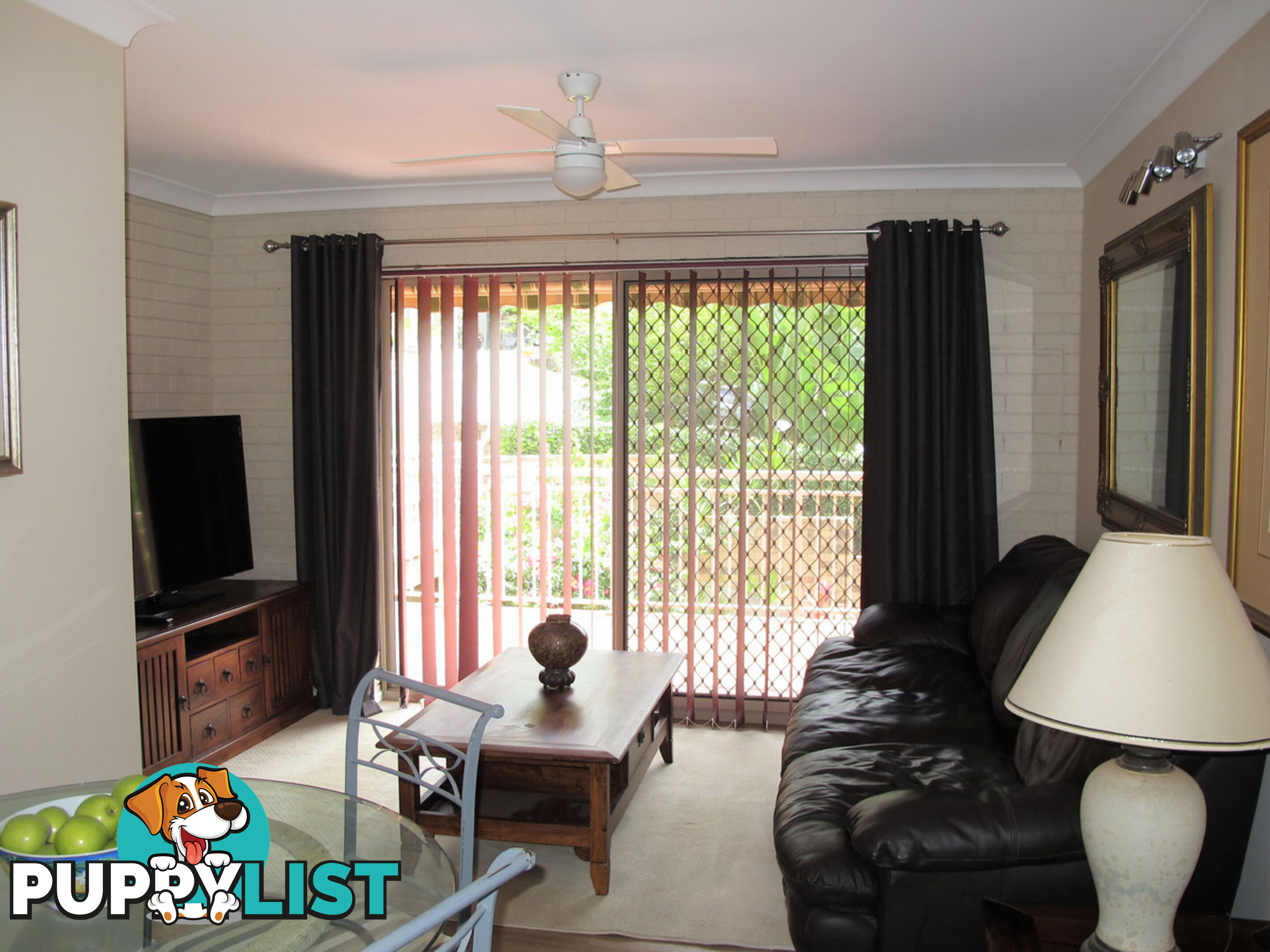 2 Rob Roy Court HIGHLAND PARK QLD 4211