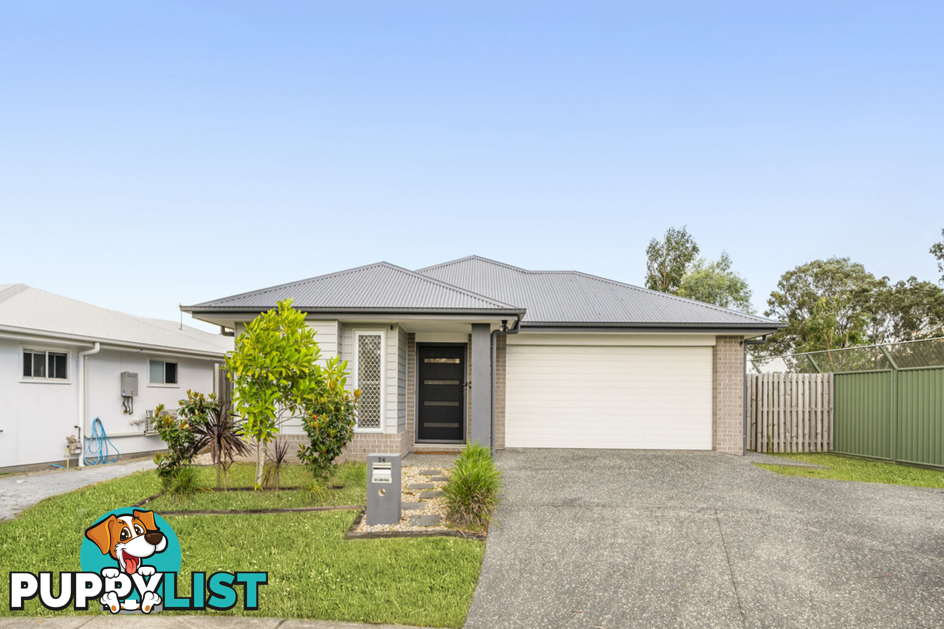 24 Dorchester Close PIMPAMA QLD 4209