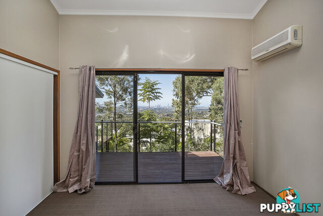 11 Moroccan Street HIGHLAND PARK QLD 4211