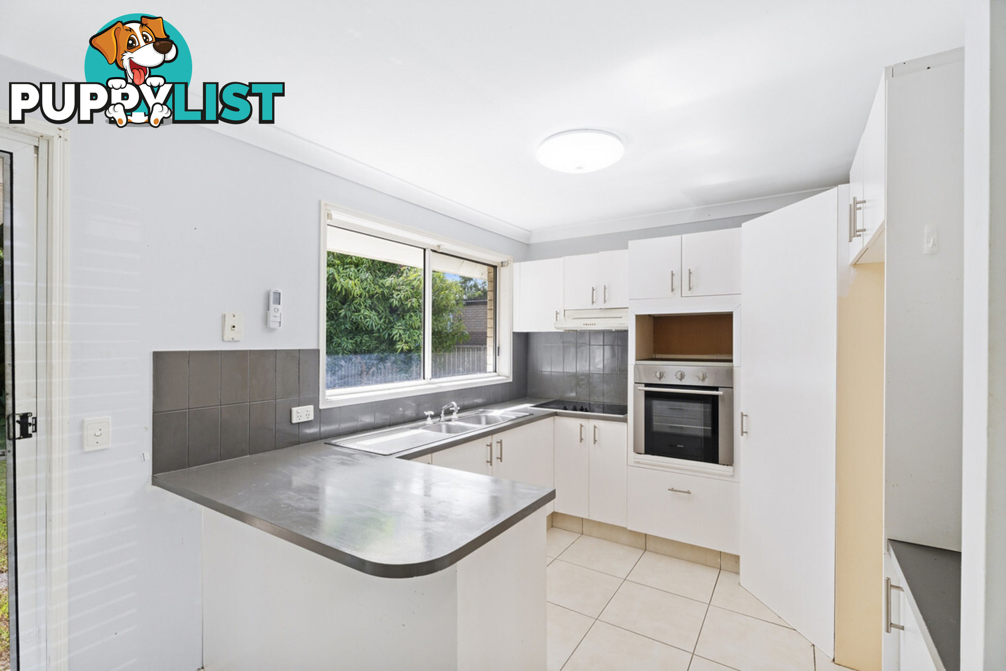 21 Dawnann Court CARRARA QLD 4211