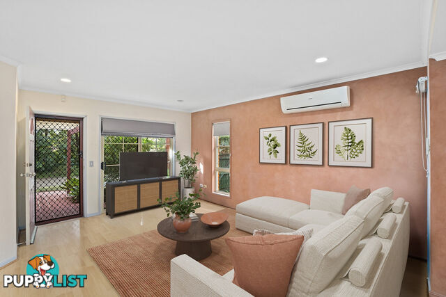 2/59 Paddington Drive CARRARA QLD 4211