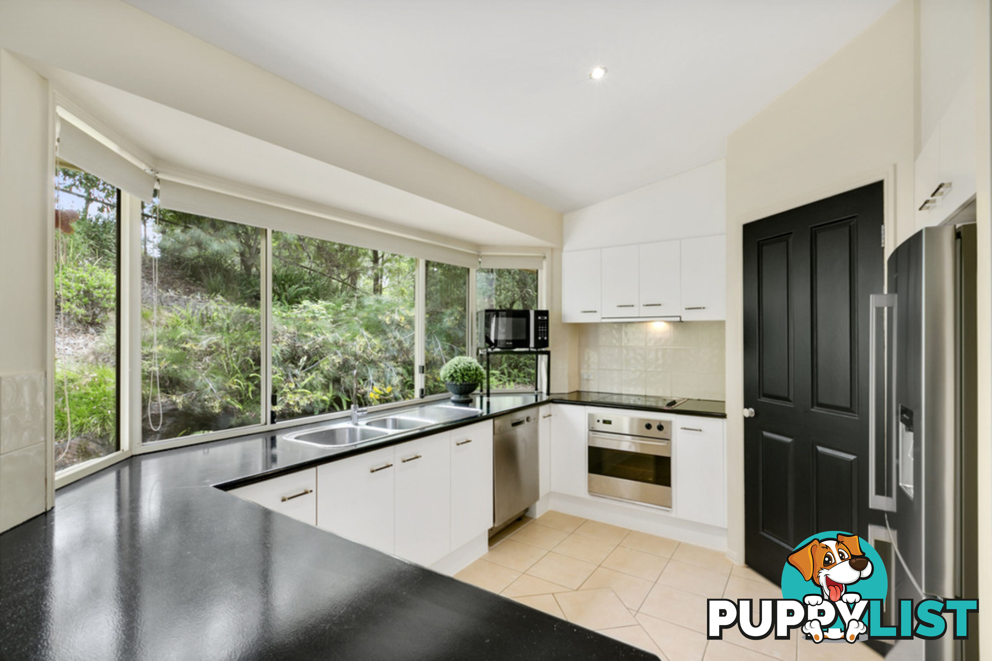 17-19 Eden Park Court MOUNT NATHAN QLD 4211