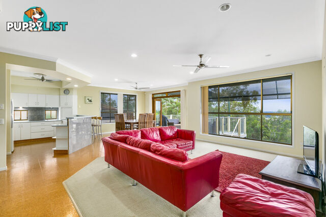 106 Armstrong Way HIGHLAND PARK QLD 4211