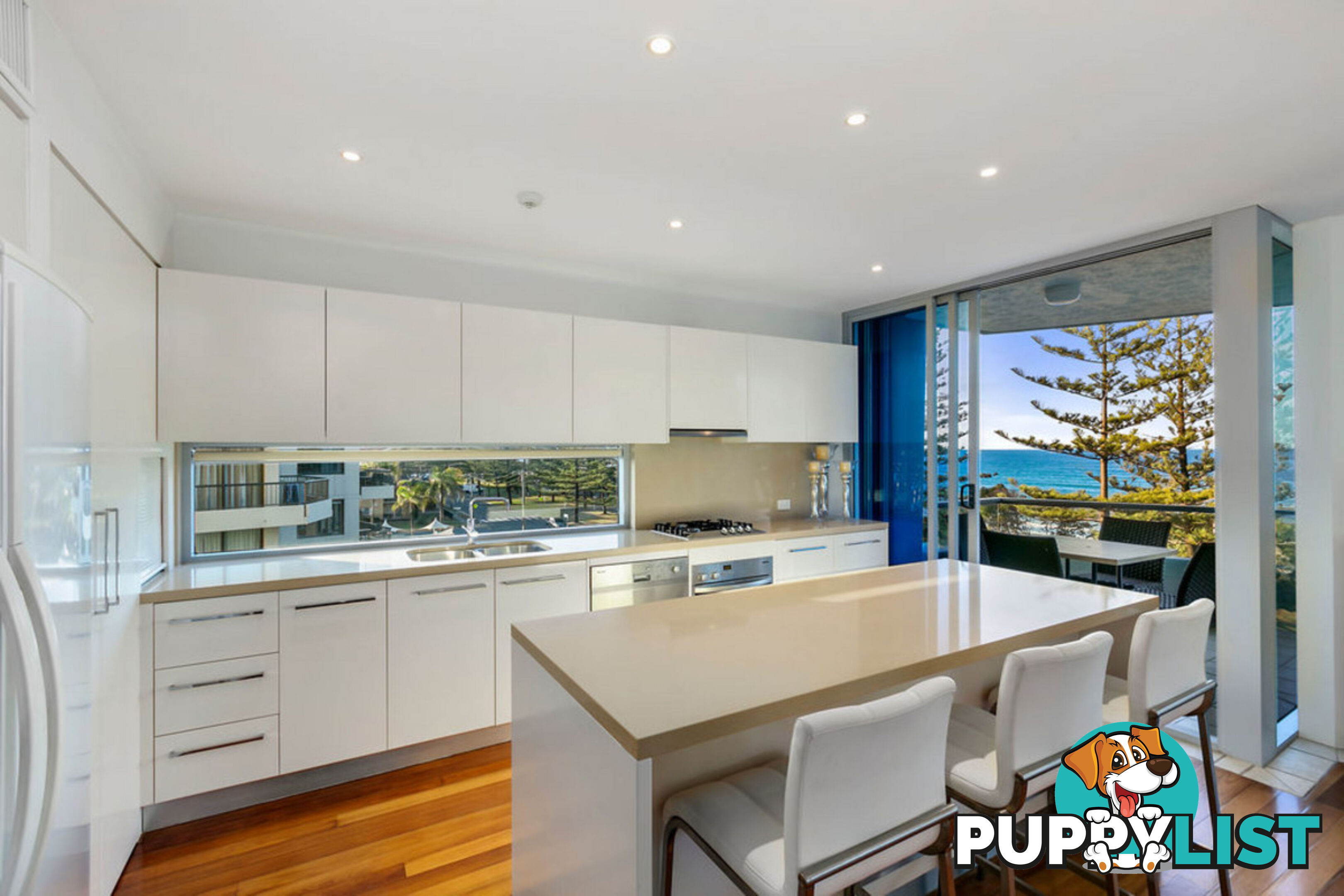 4/112 The Esplanade BURLEIGH HEADS QLD 4220