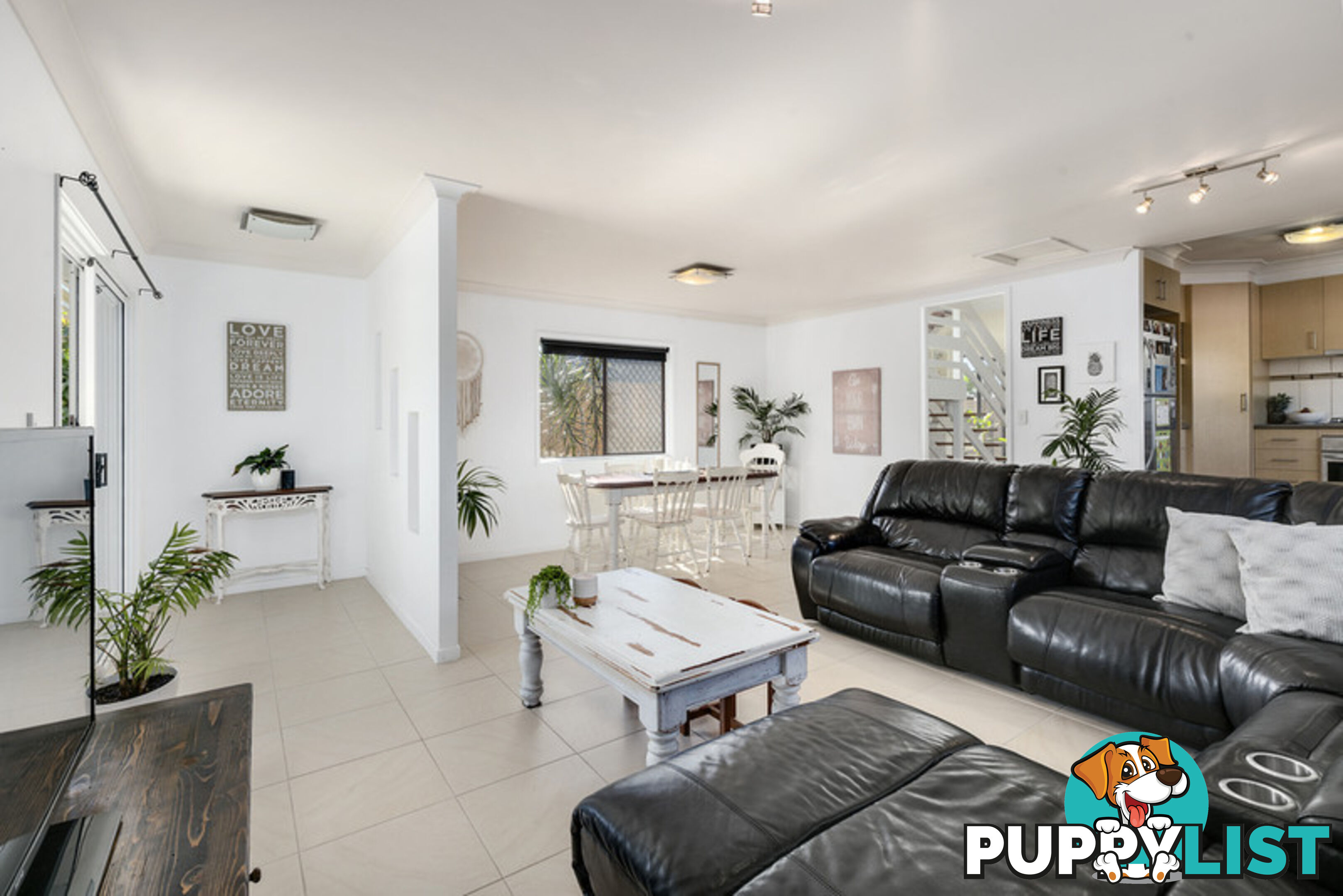 2 26 Tirring Street NERANG QLD 4211