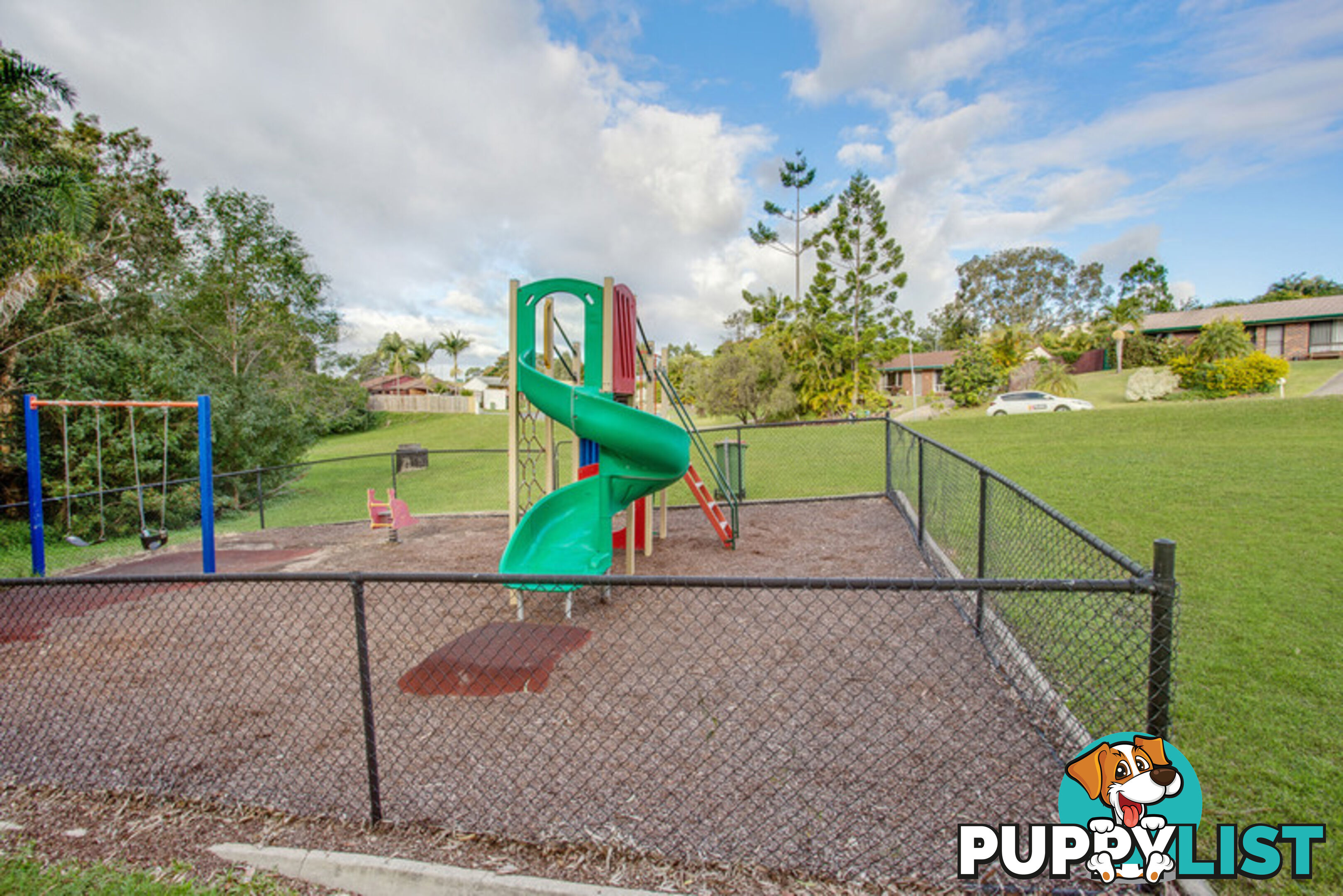 5 Buring Court HIGHLAND PARK QLD 4211