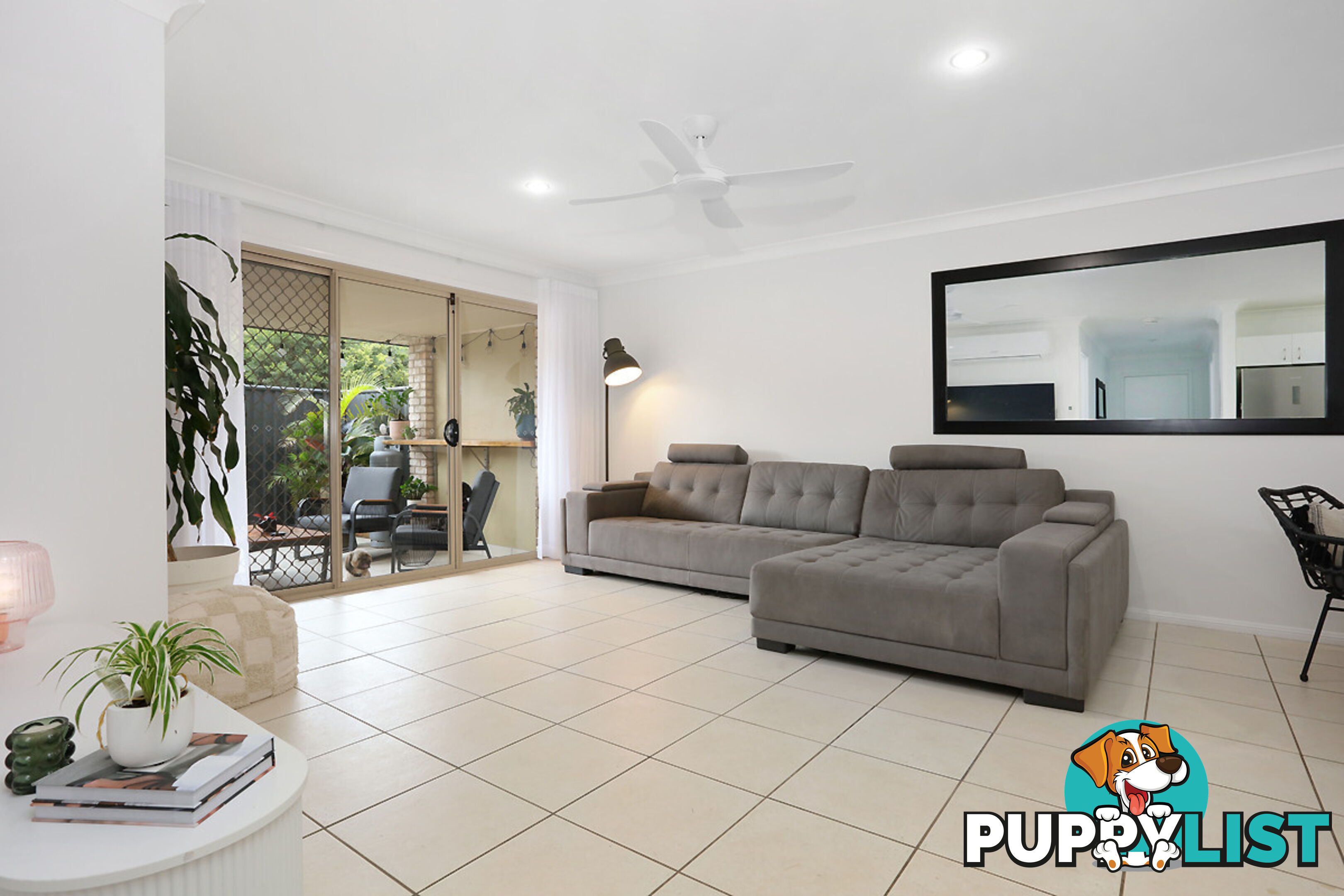1/11 Gannon Way UPPER COOMERA QLD 4209
