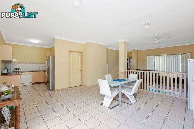 1/51 Kumbari Avenue SOUTHPORT QLD 4215