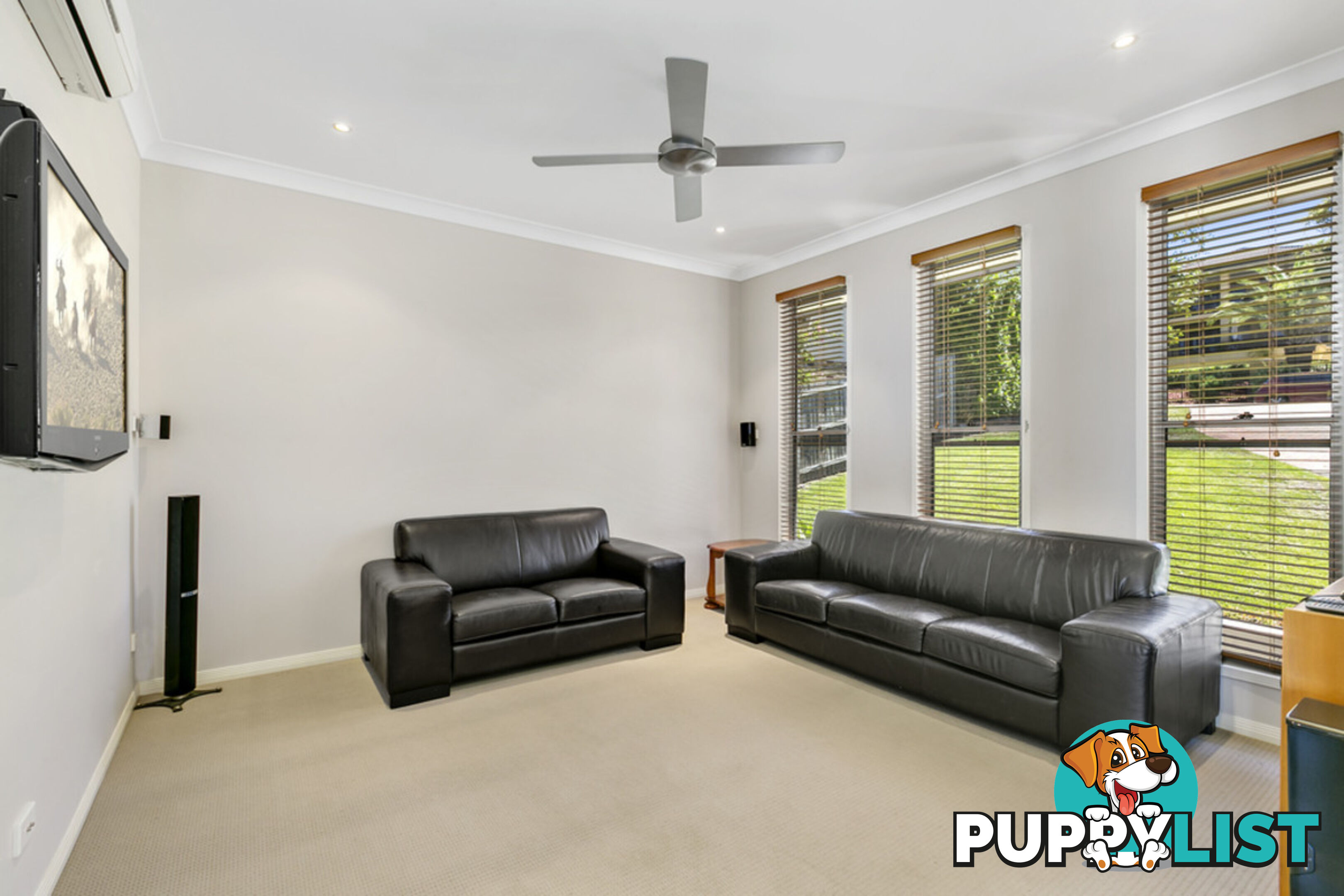 84 Armstrong Way HIGHLAND PARK QLD 4211