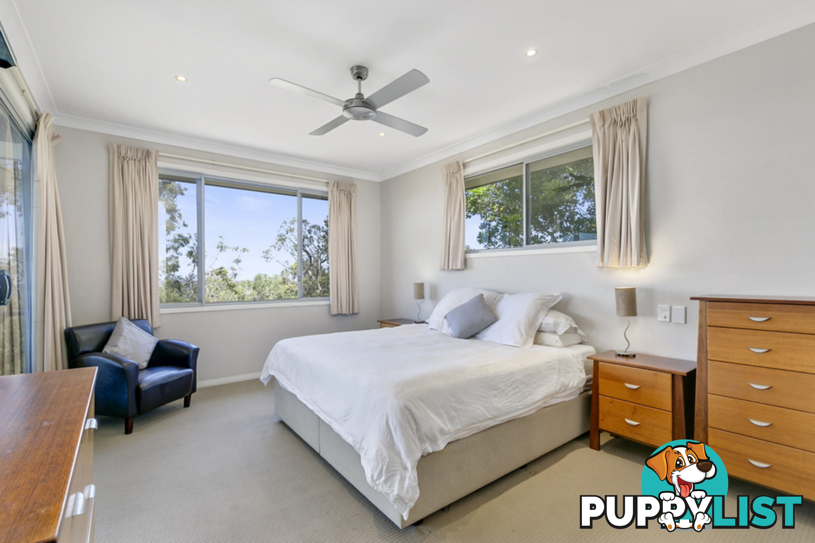 84 Armstrong Way HIGHLAND PARK QLD 4211