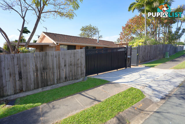 17 Murev Way CARRARA QLD 4211