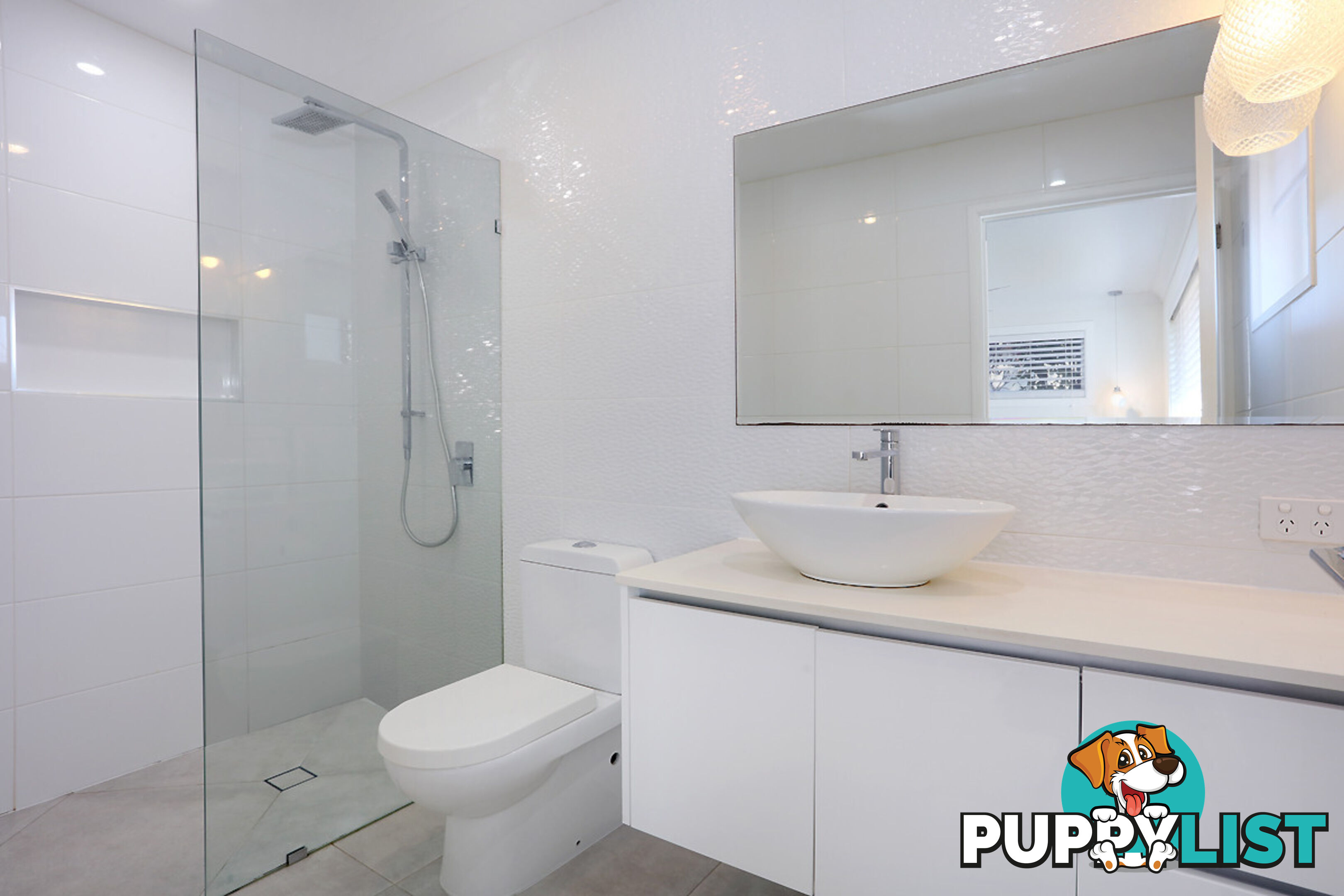 17 Murev Way CARRARA QLD 4211