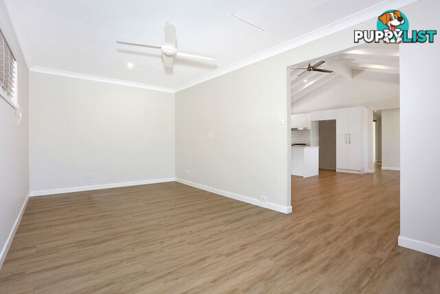 17 Murev Way CARRARA QLD 4211