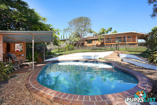 17 Murev Way CARRARA QLD 4211