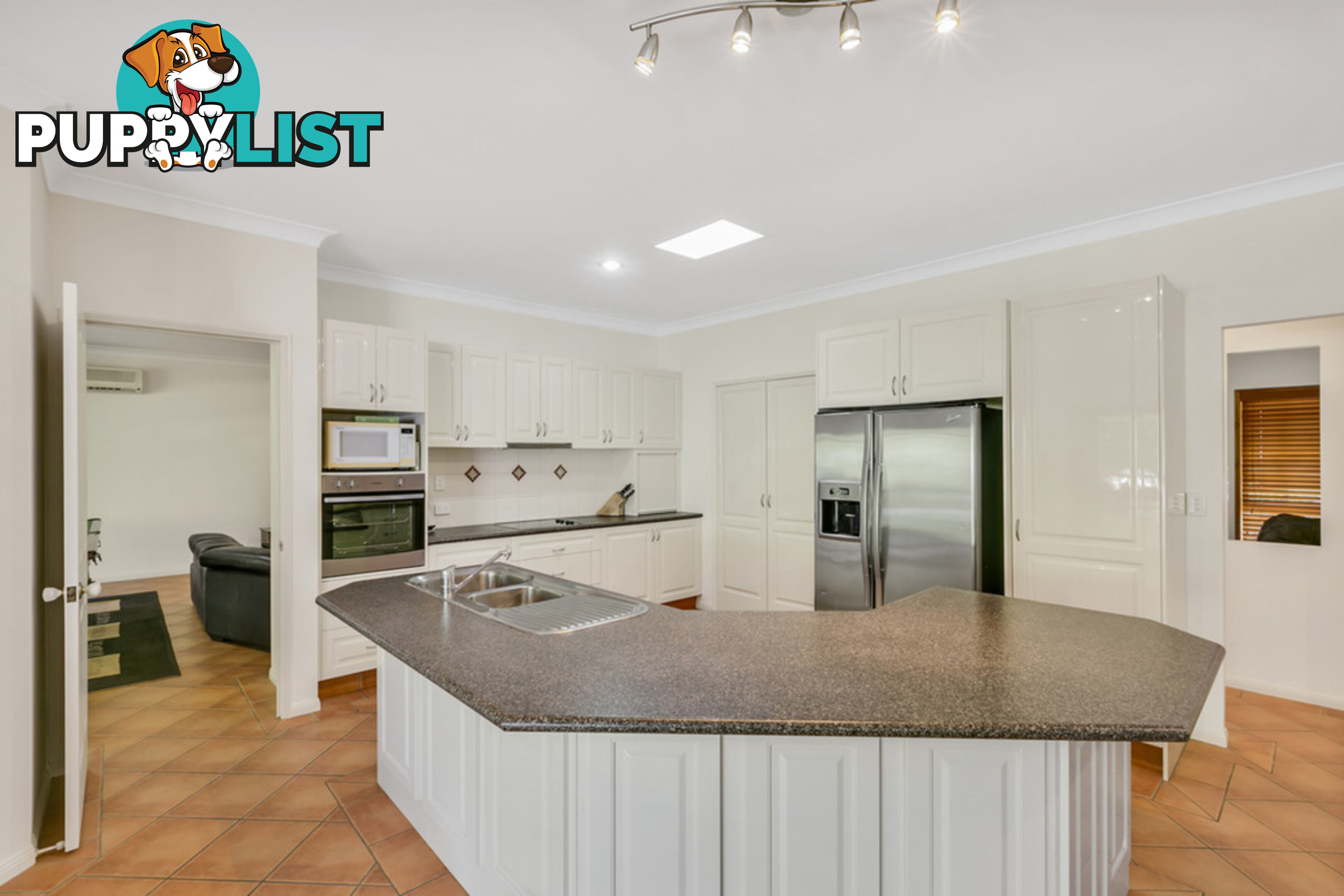 59 The Oval Drive MOUNT NATHAN QLD 4211