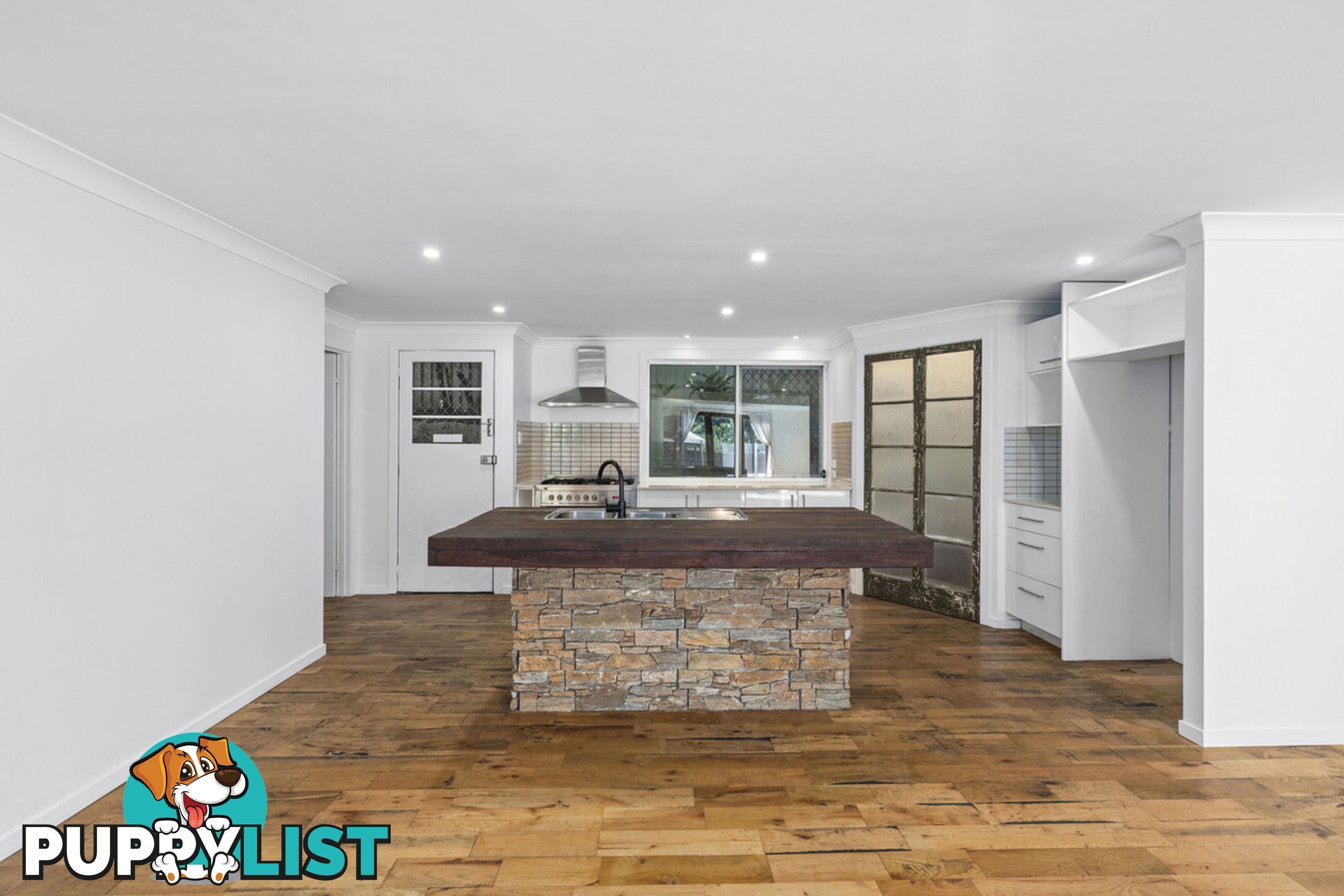 1B Tenalga Street NERANG QLD 4211