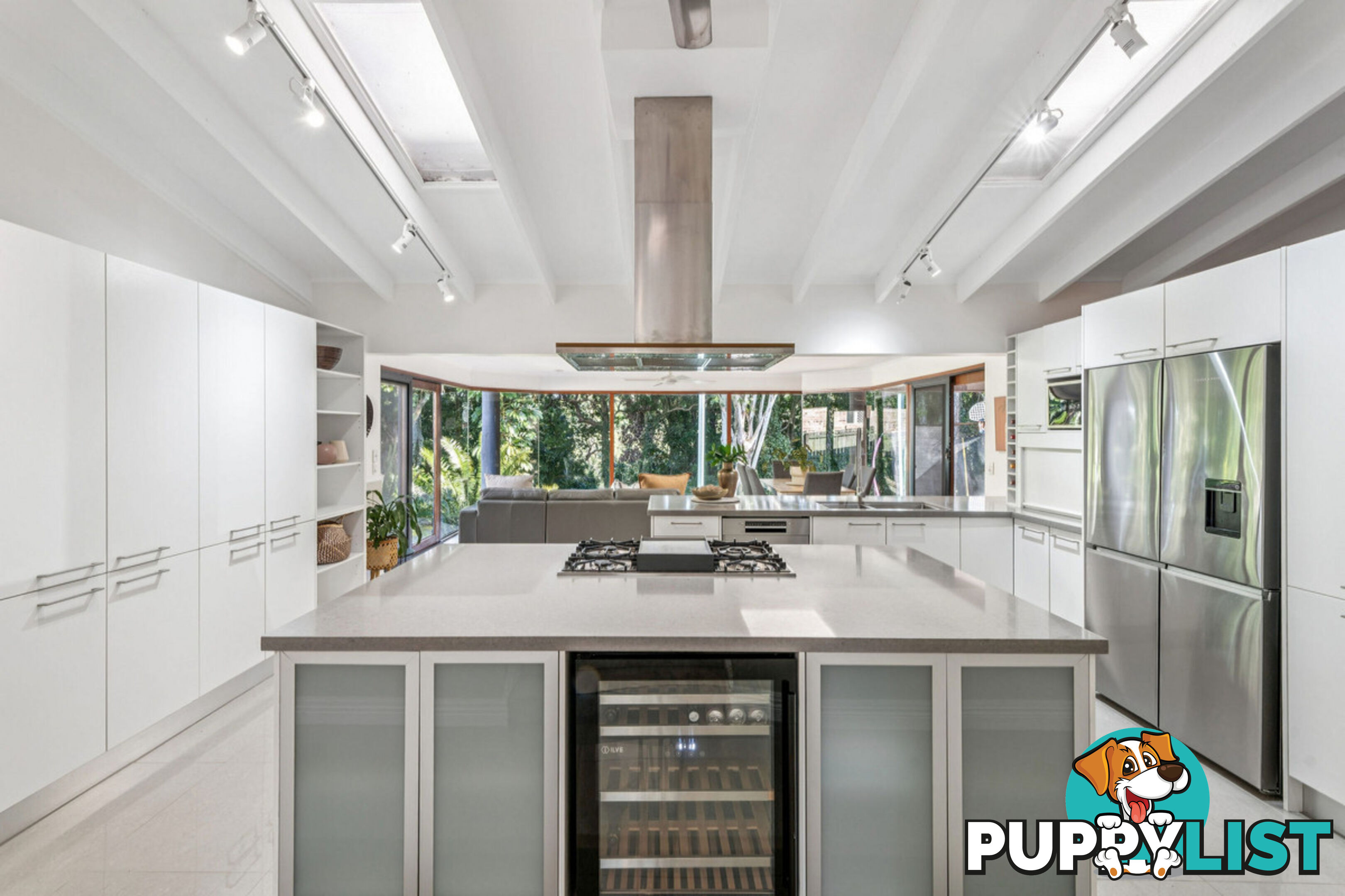 27 Bartlett Avenue NERANG QLD 4211