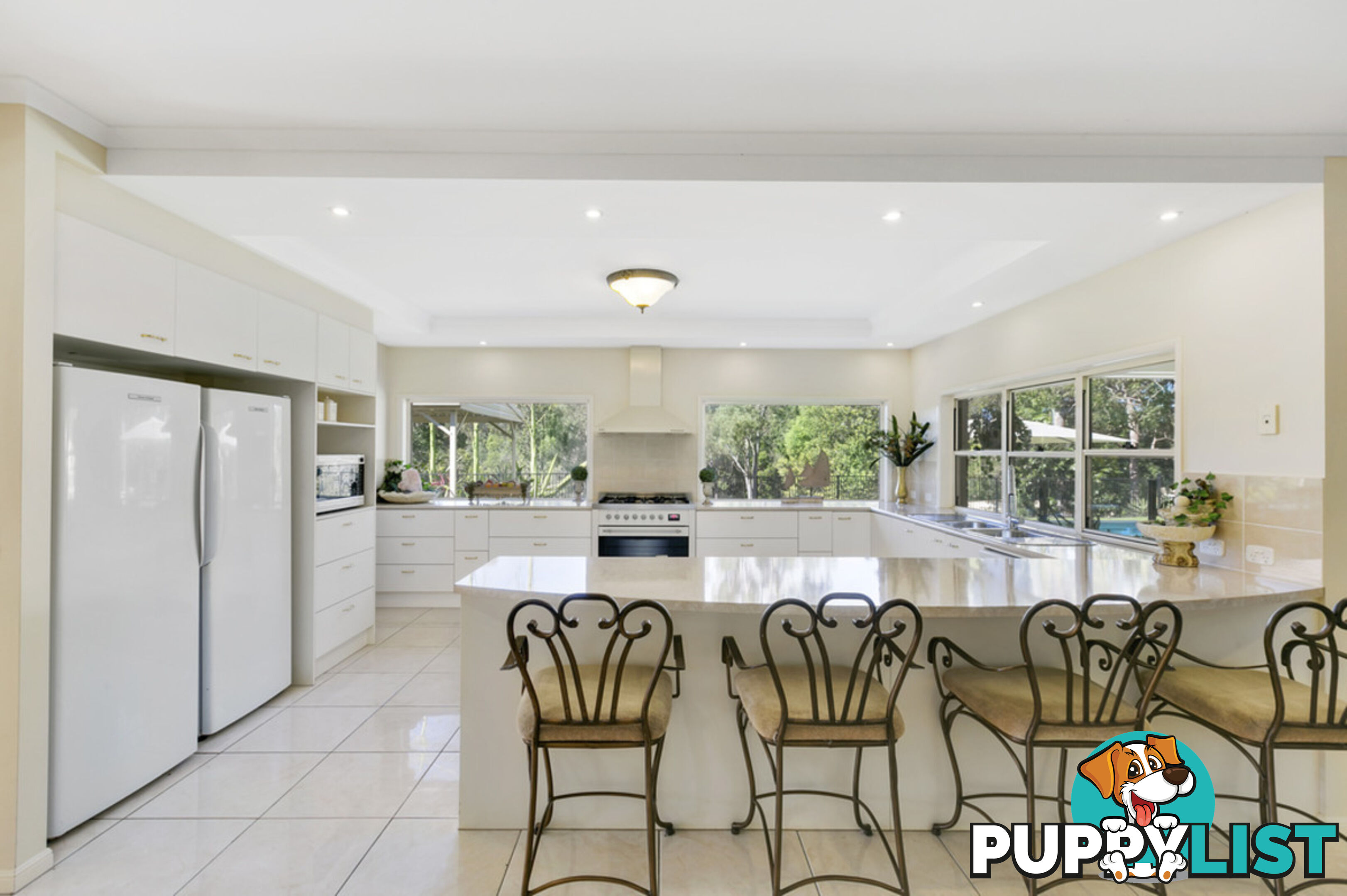 40 Bonogin Road MUDGEERABA QLD 4213