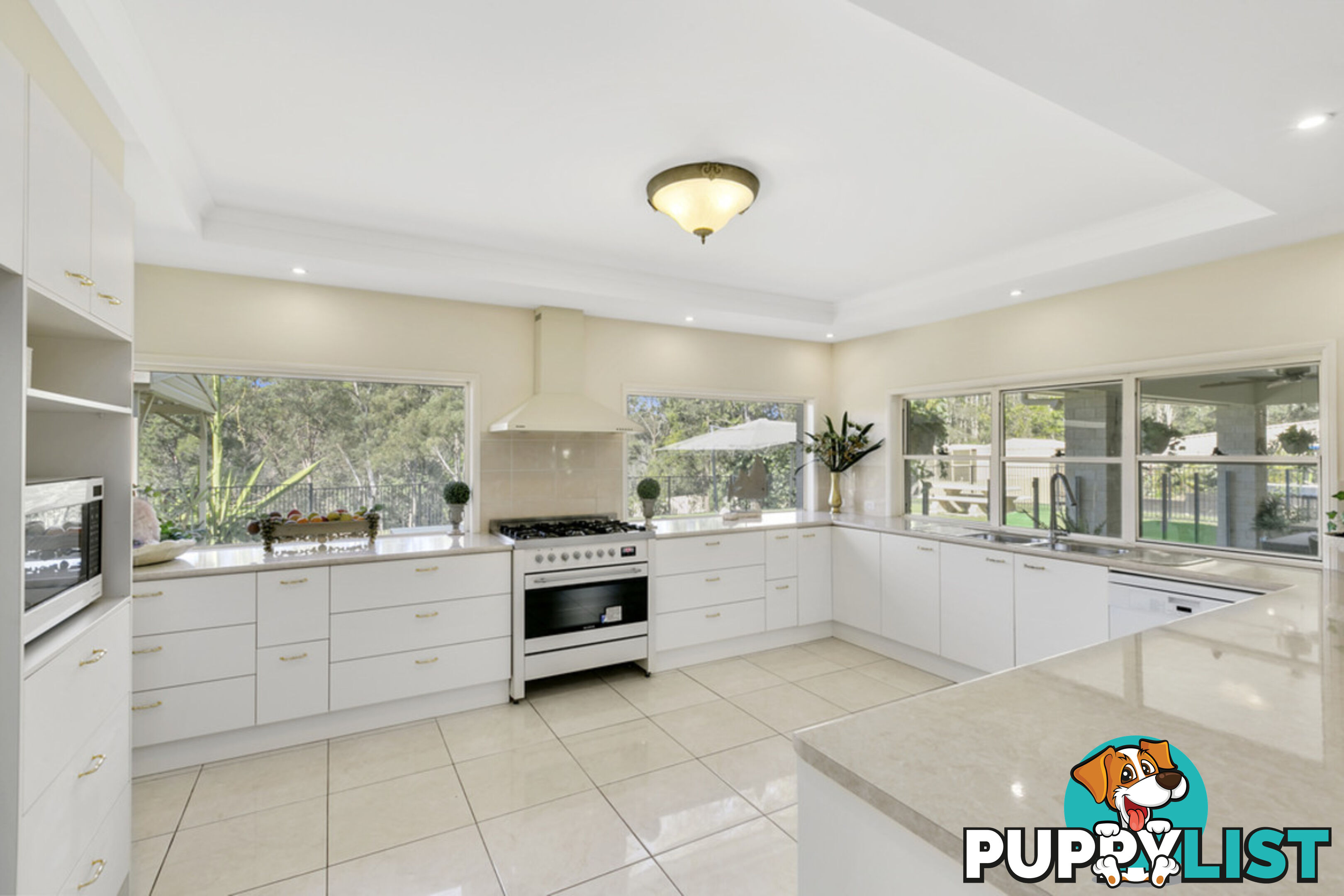 40 Bonogin Road MUDGEERABA QLD 4213