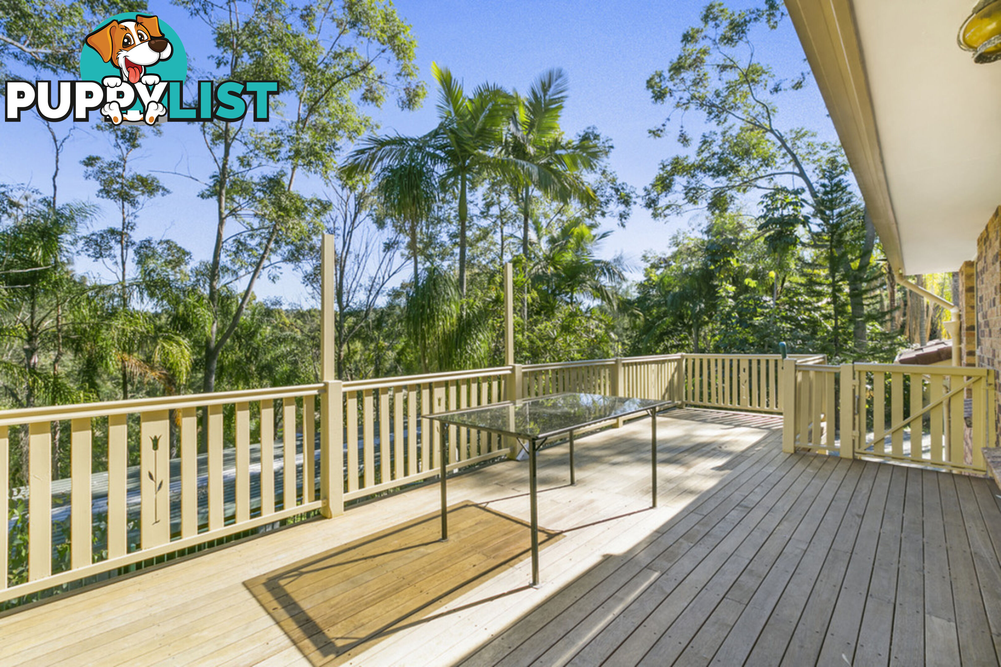 9 Design Place HIGHLAND PARK QLD 4211