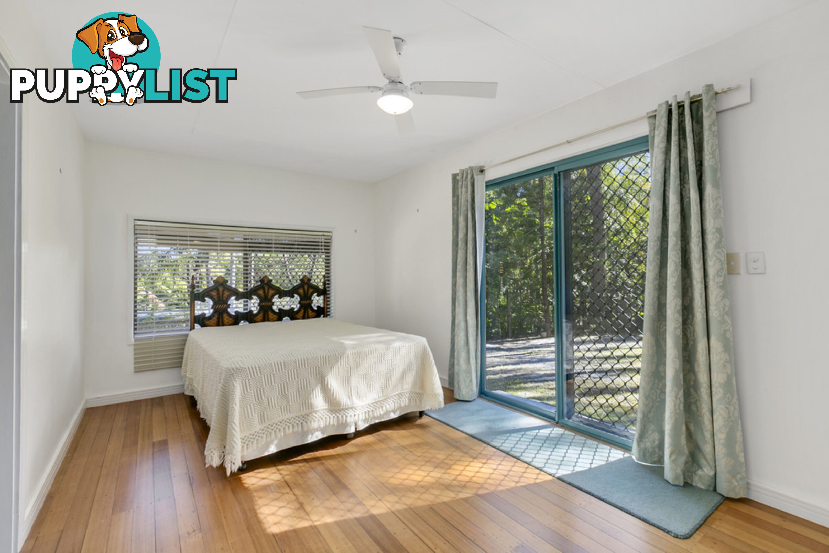 9 Design Place HIGHLAND PARK QLD 4211