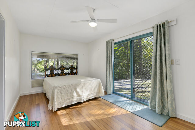 9 Design Place HIGHLAND PARK QLD 4211