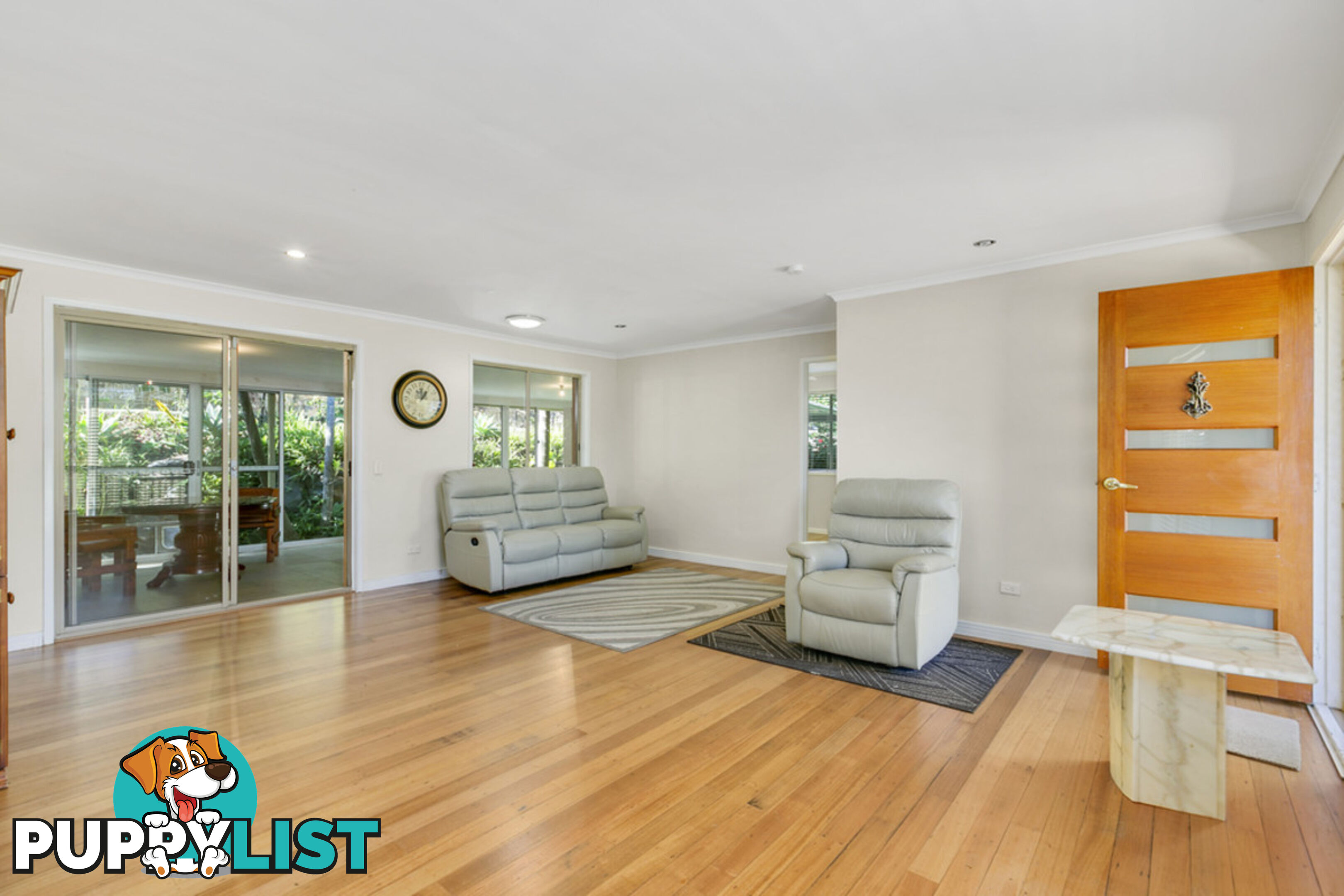 9 Design Place HIGHLAND PARK QLD 4211