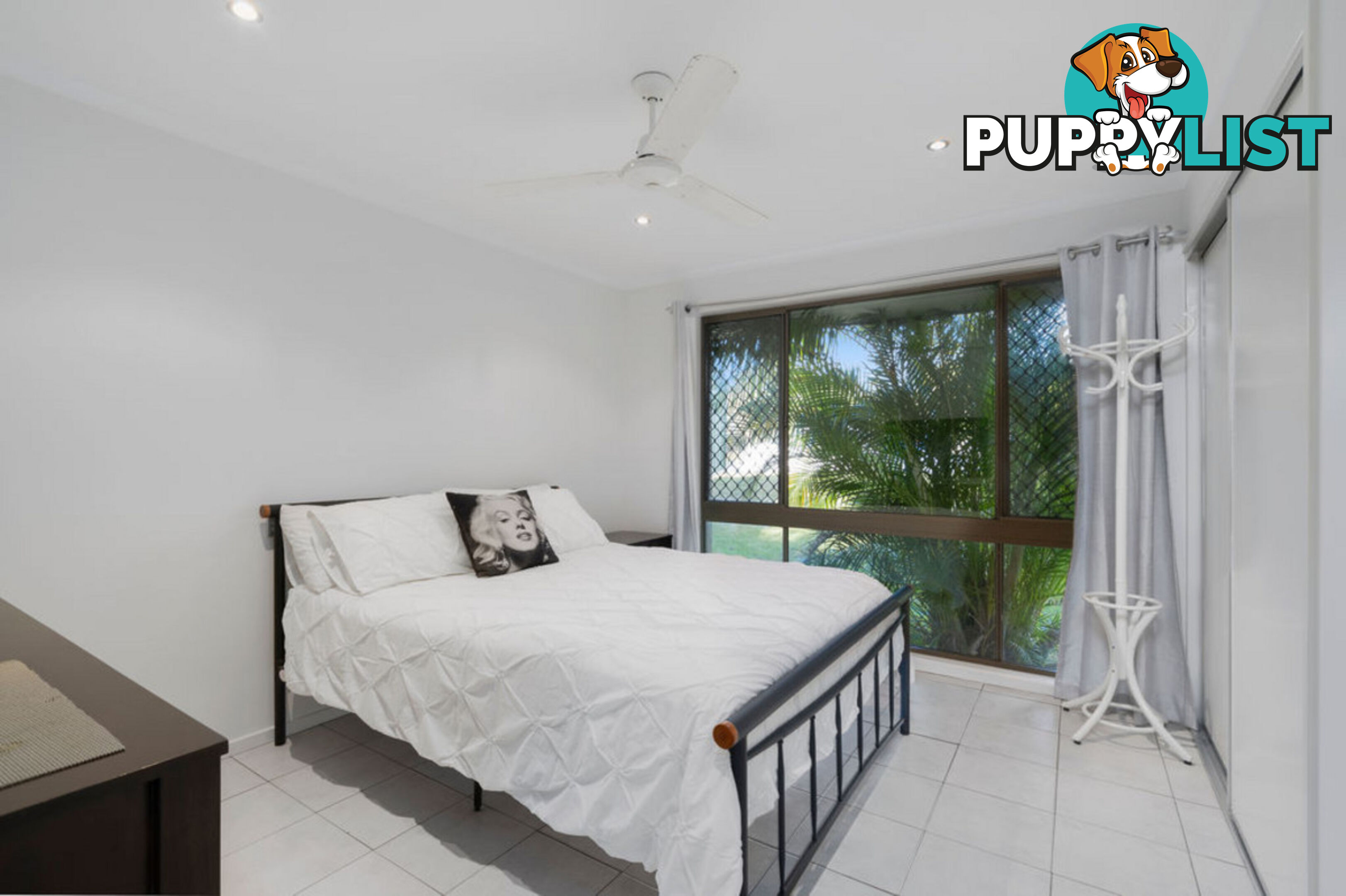 18 Burgundy Court HIGHLAND PARK QLD 4211